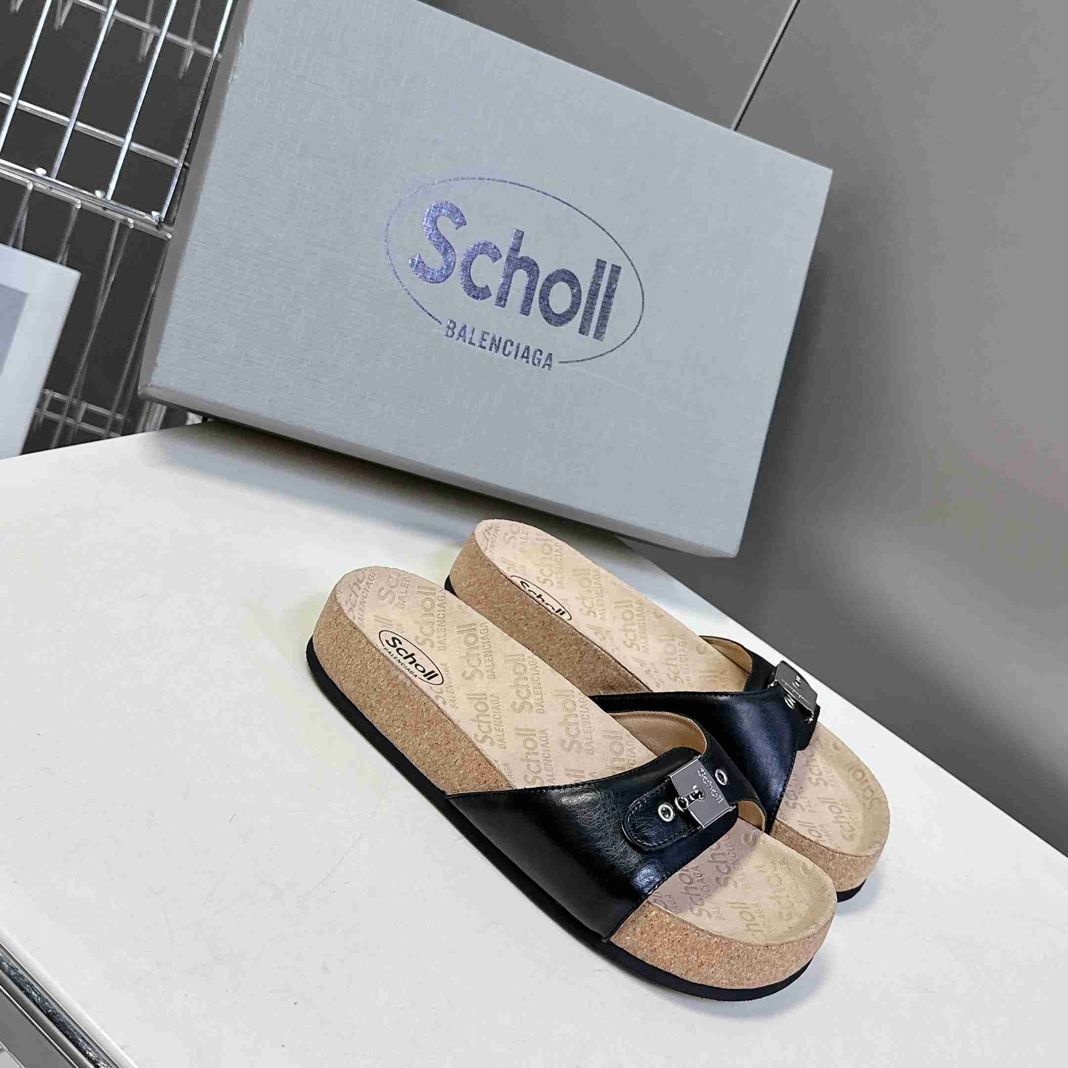 Balenciaga Scholl Flat Sandal In Black - DesignerGu