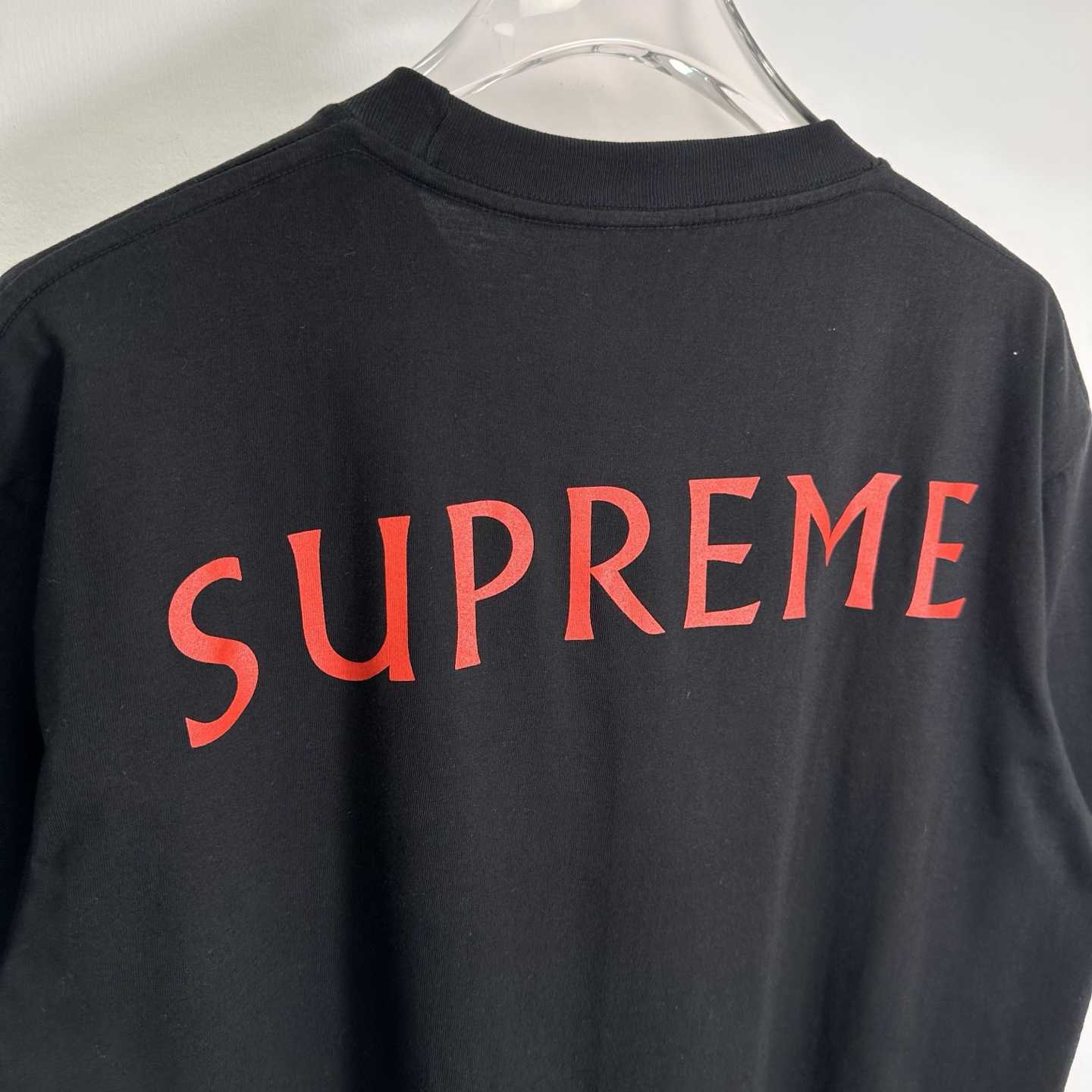 Supreme Damien Hirst Tee Black - DesignerGu
