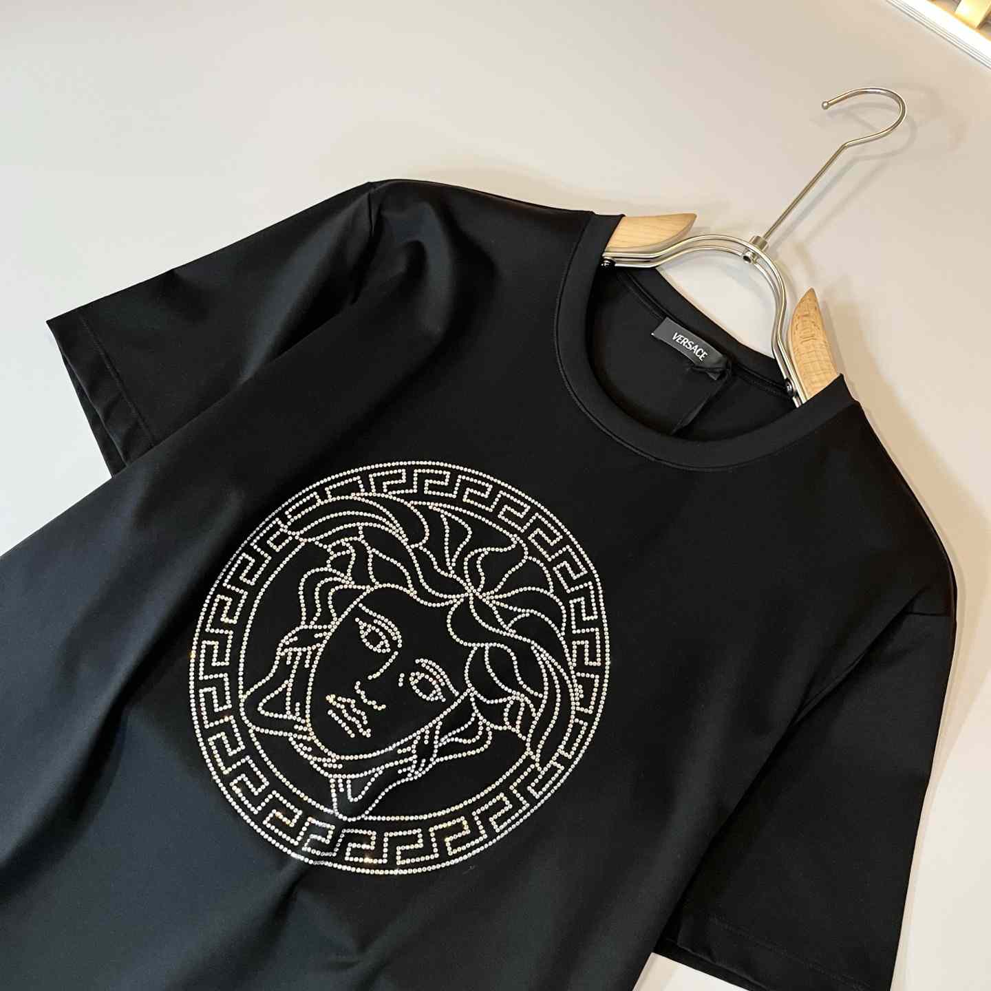 Versace Medusa T-shirt - DesignerGu