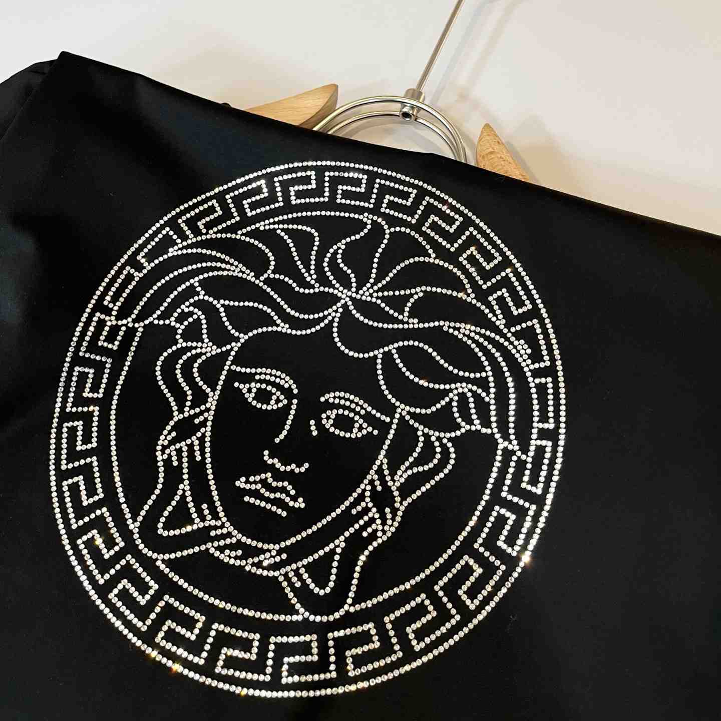 Versace Medusa T-shirt - DesignerGu
