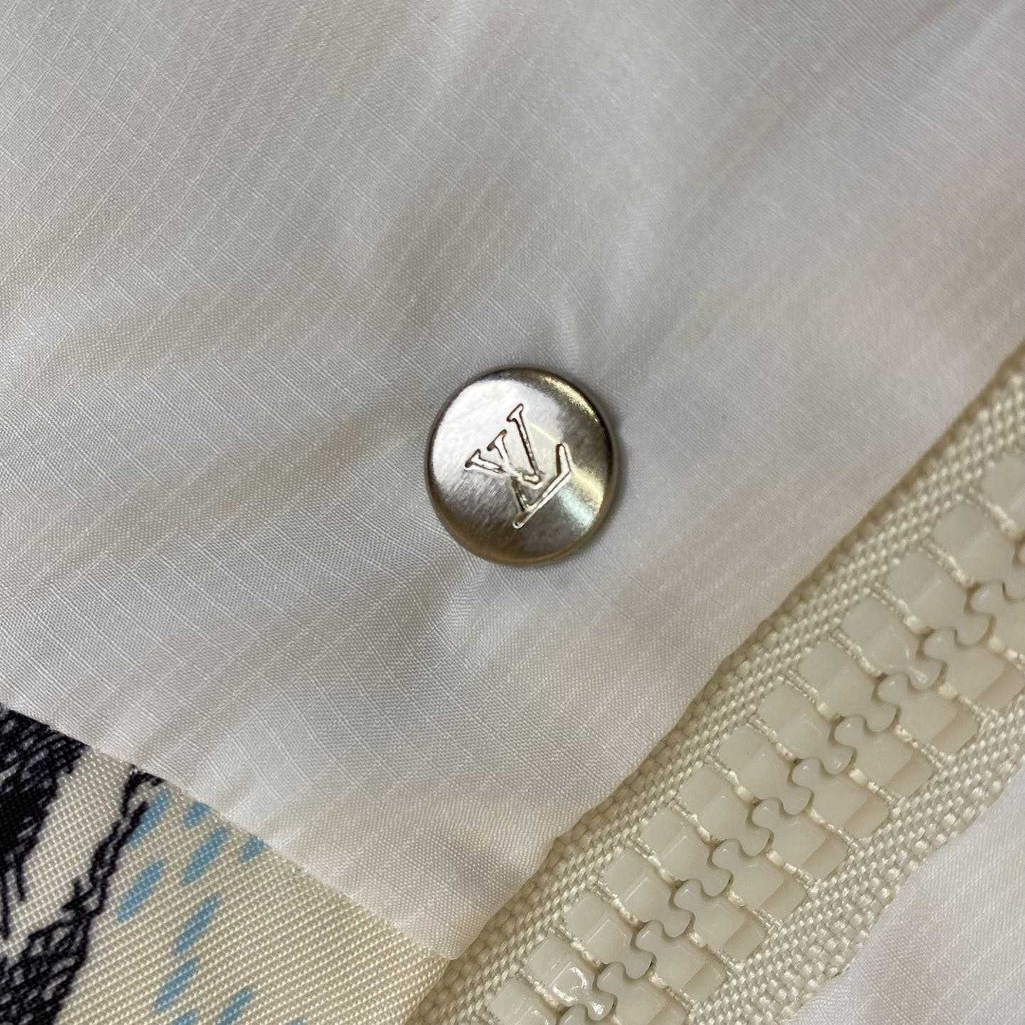 Louis Vuitton Damier Printed Hooded Anorak - DesignerGu