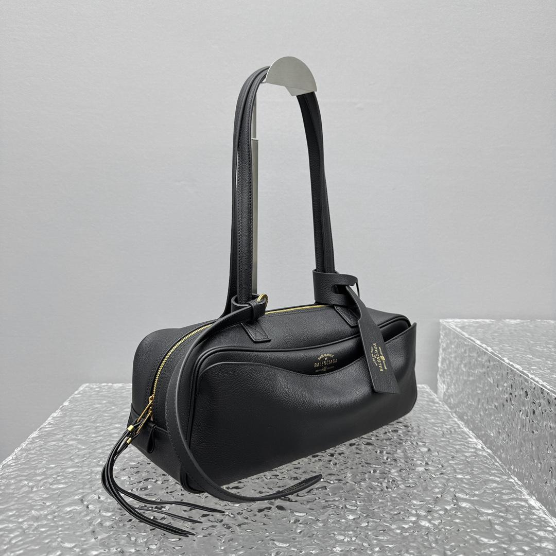 Balenciaga Carrie Bowling Bag Small In Black - DesignerGu