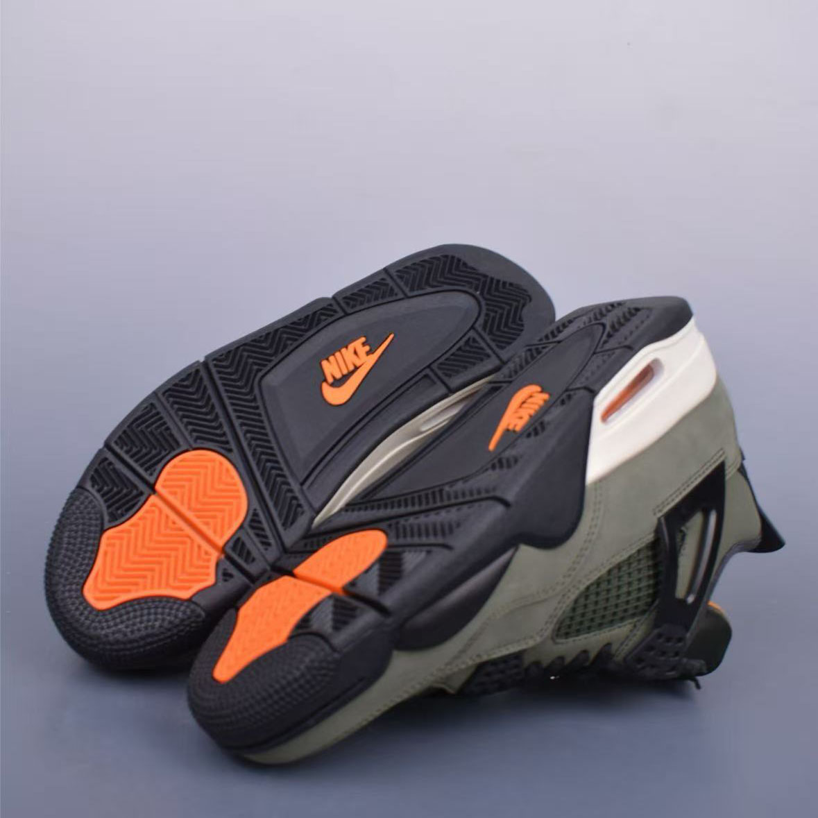 Air Jordan 4 retro Sneaker  - DesignerGu