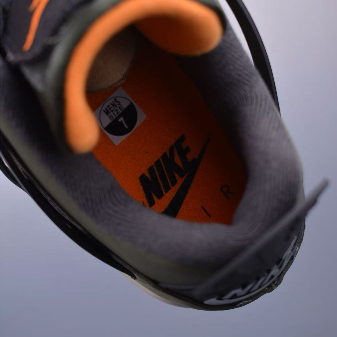 Air Jordan 4 retro Sneaker  - DesignerGu