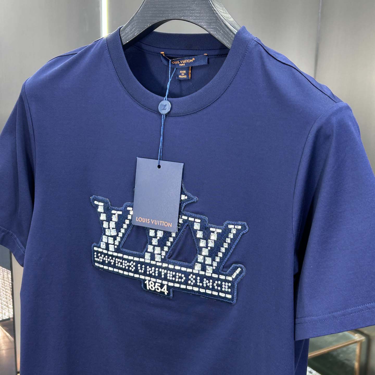 Louis Vuitton Embellished Cotton T-Shirt   1AHCNN - DesignerGu