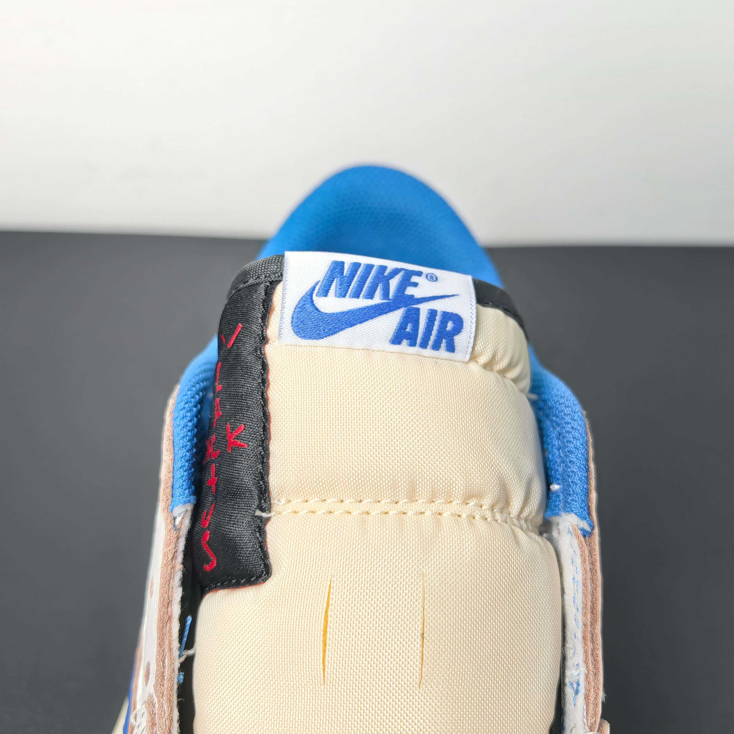 ​Travis Scott x Fragment x Air Jordan 1 Low OG Sneaker    DM7866-104 - DesignerGu