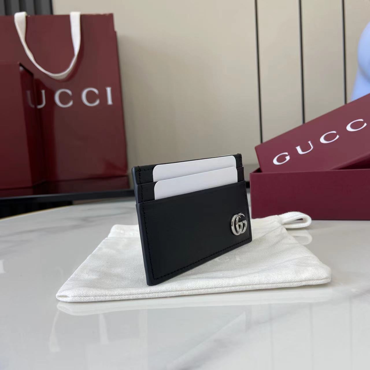 Gucci GG Marmont Card Case - DesignerGu