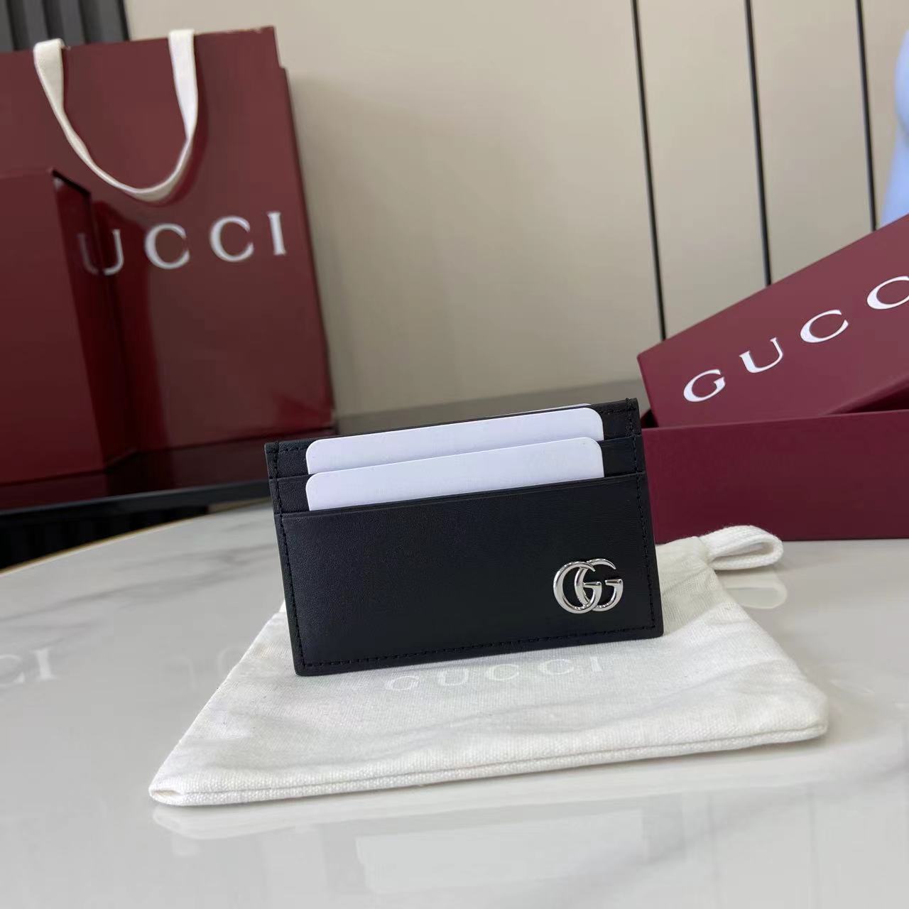 Gucci GG Marmont Card Case - DesignerGu