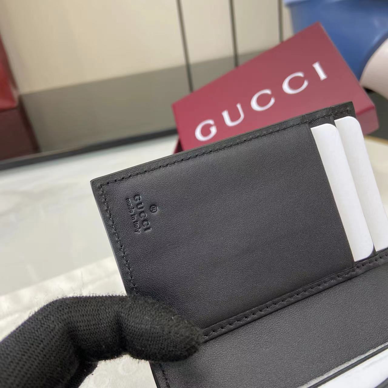 Gucci GG Marmont Bi-fold Card Case - DesignerGu
