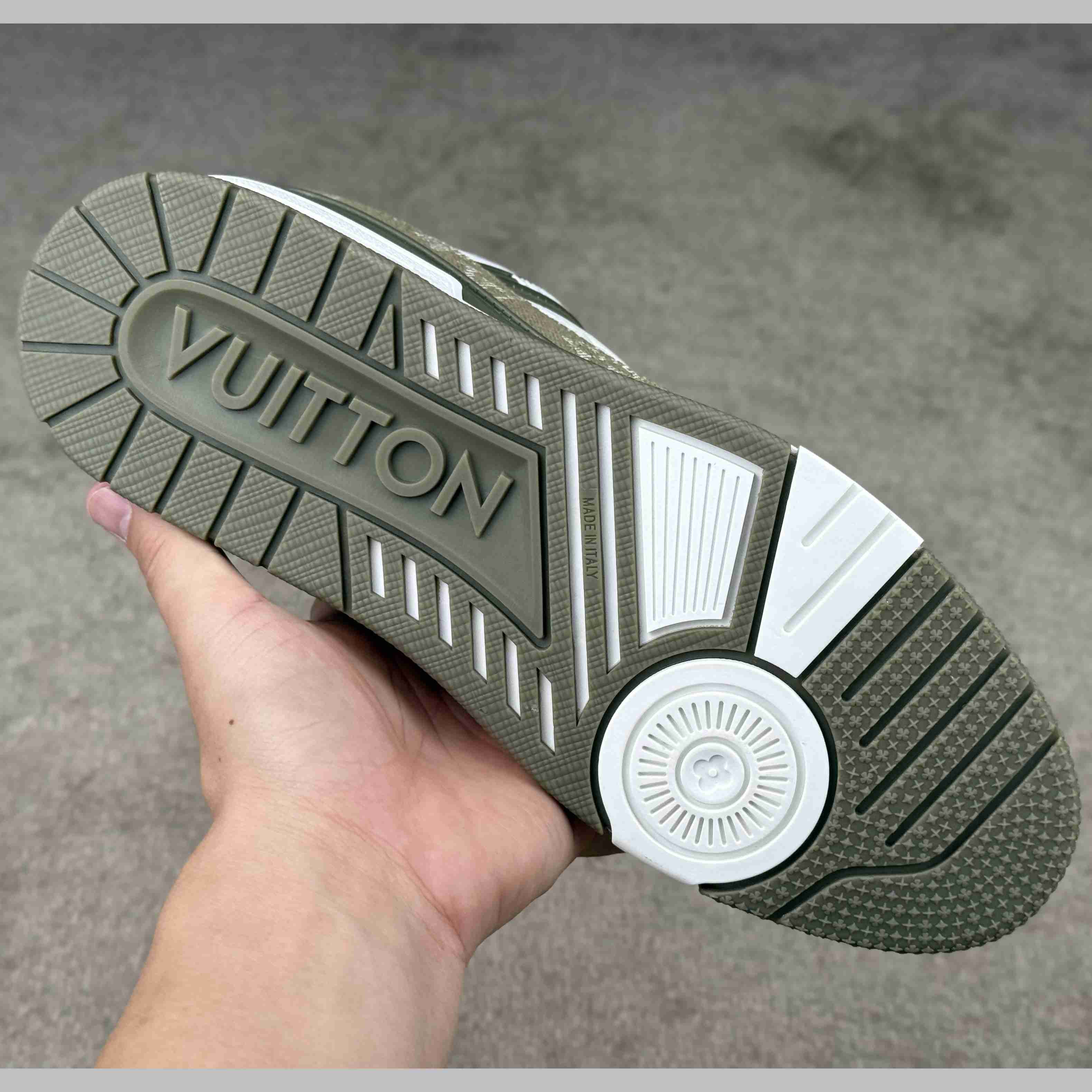 Louis Vuitton LV Trainer Sneaker   1AILAR - DesignerGu