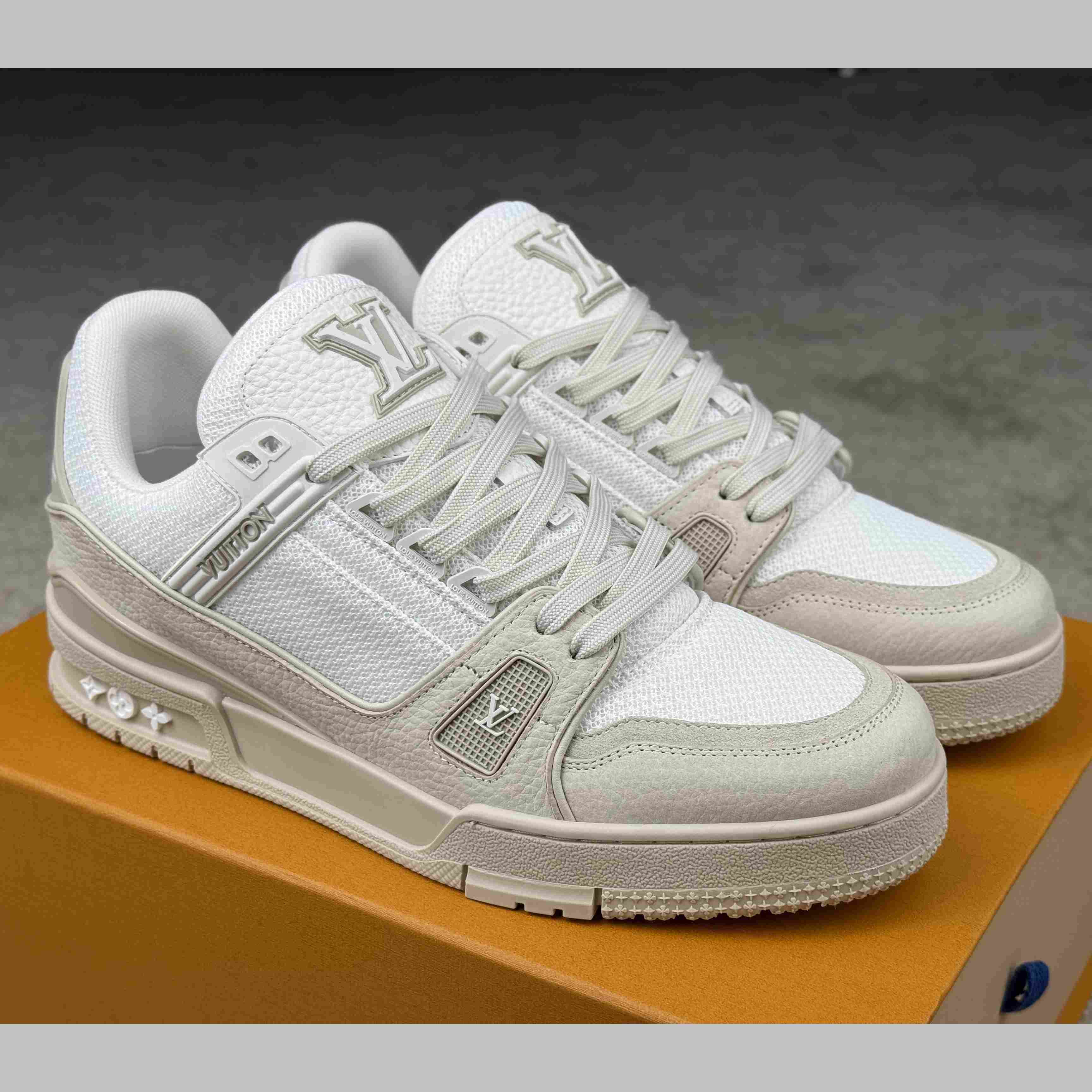 Louis Vuitton LV Trainer Sneaker   1AHTM5 - DesignerGu