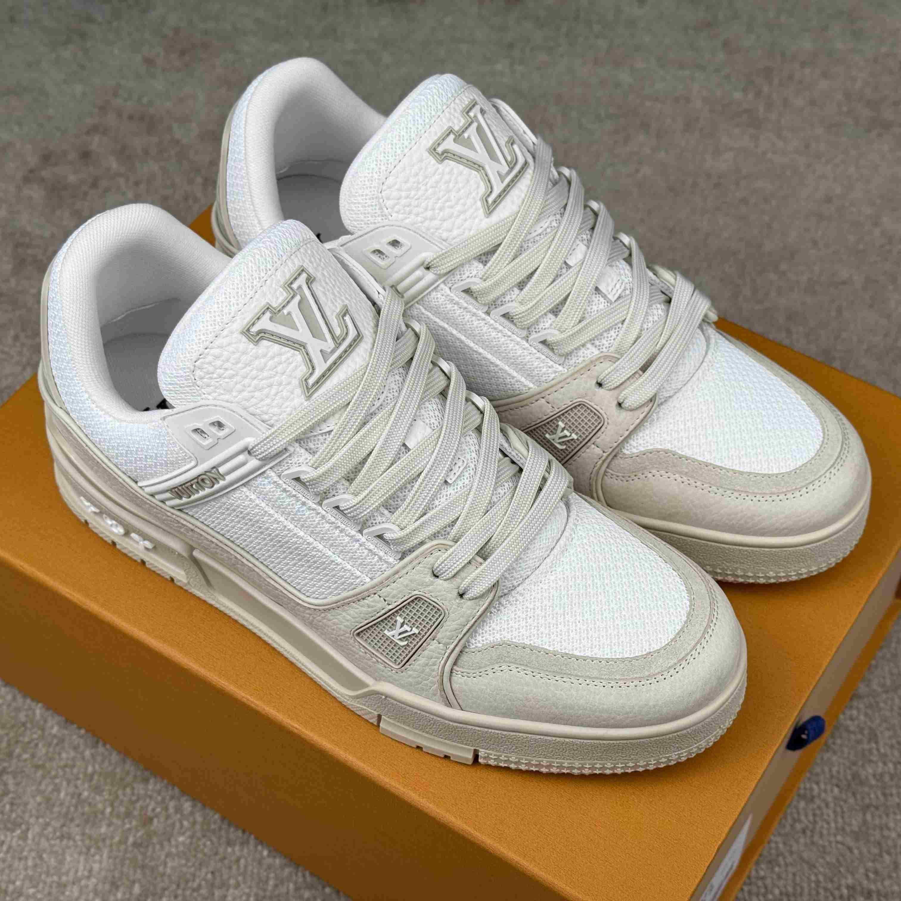 Louis Vuitton LV Trainer Sneaker   1AHTM5 - DesignerGu