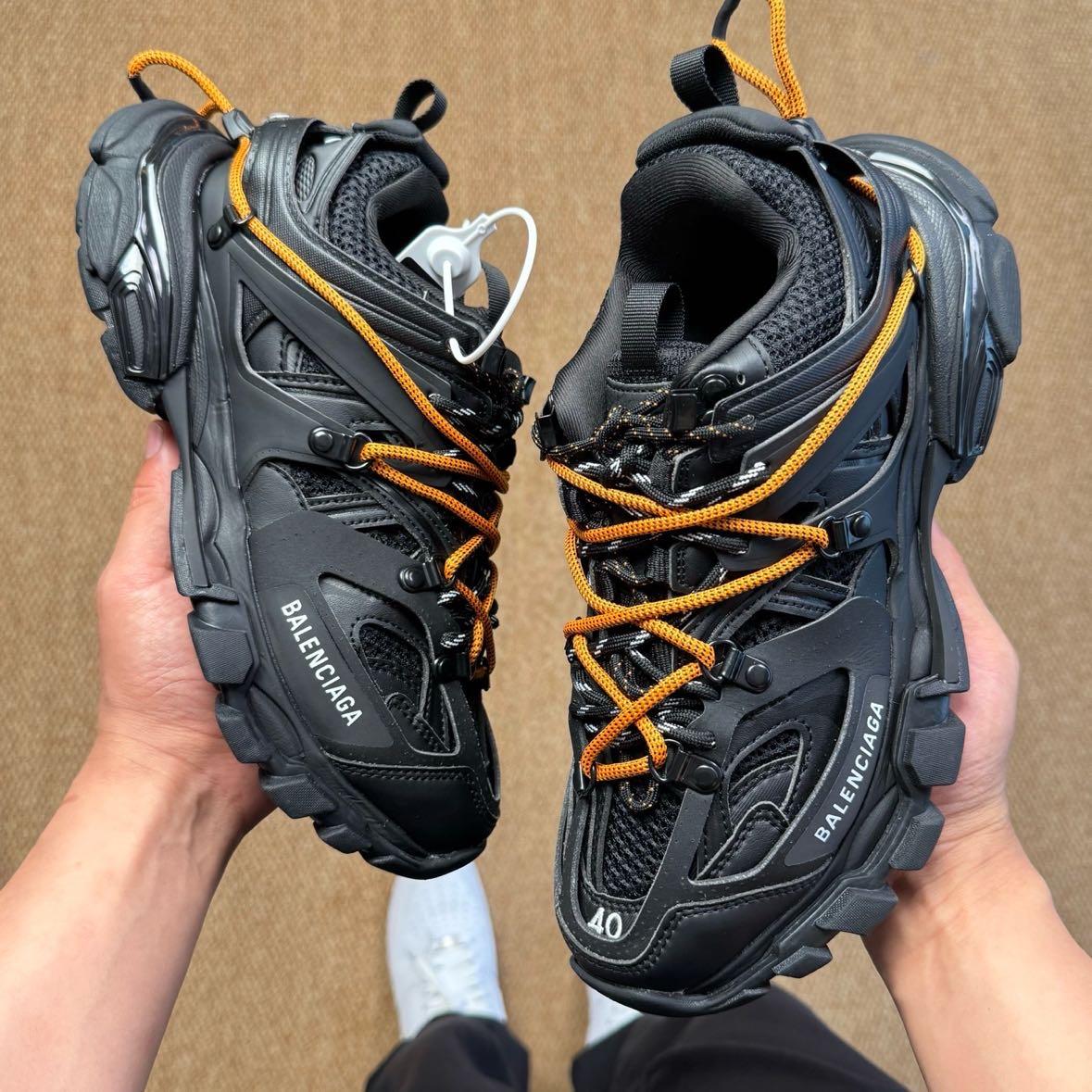 Balenciaga Track Trail Laces Sneaker In Black - DesignerGu