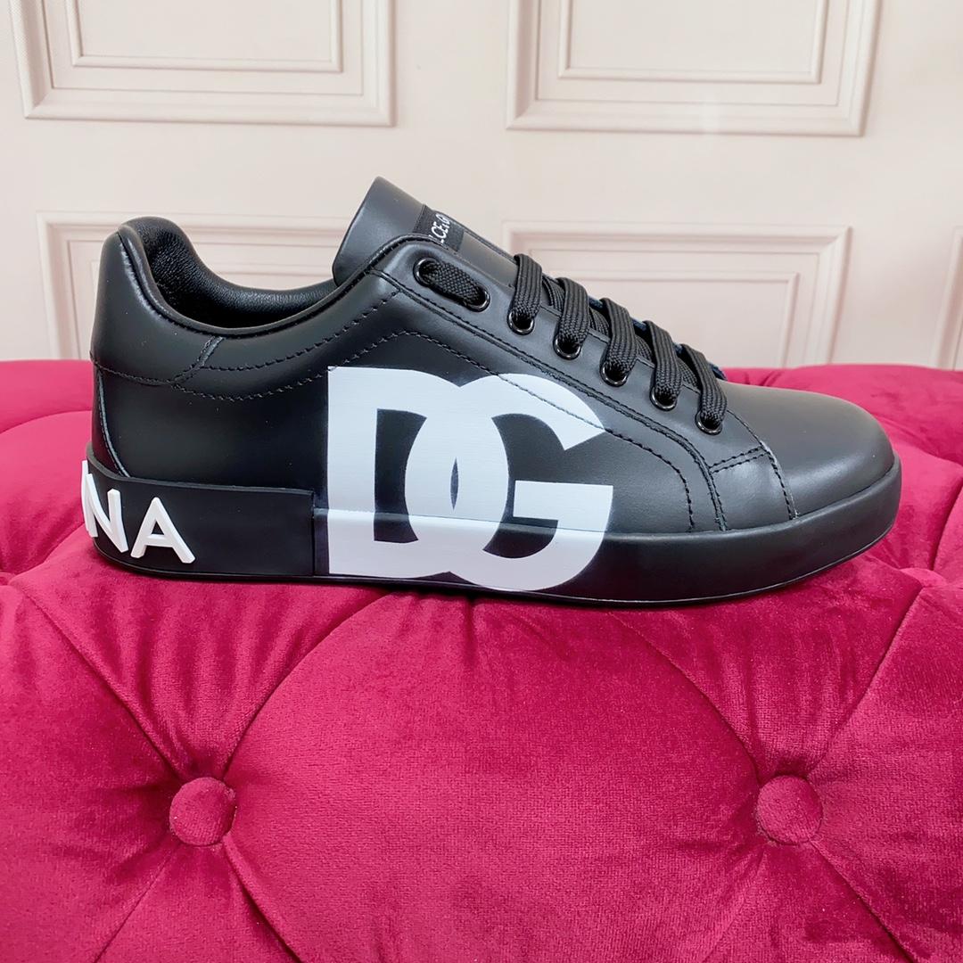 Dolce & Gabbana Logo Printed Portofino Sneakers(50% Off Sale)   xz800     - DesignerGu