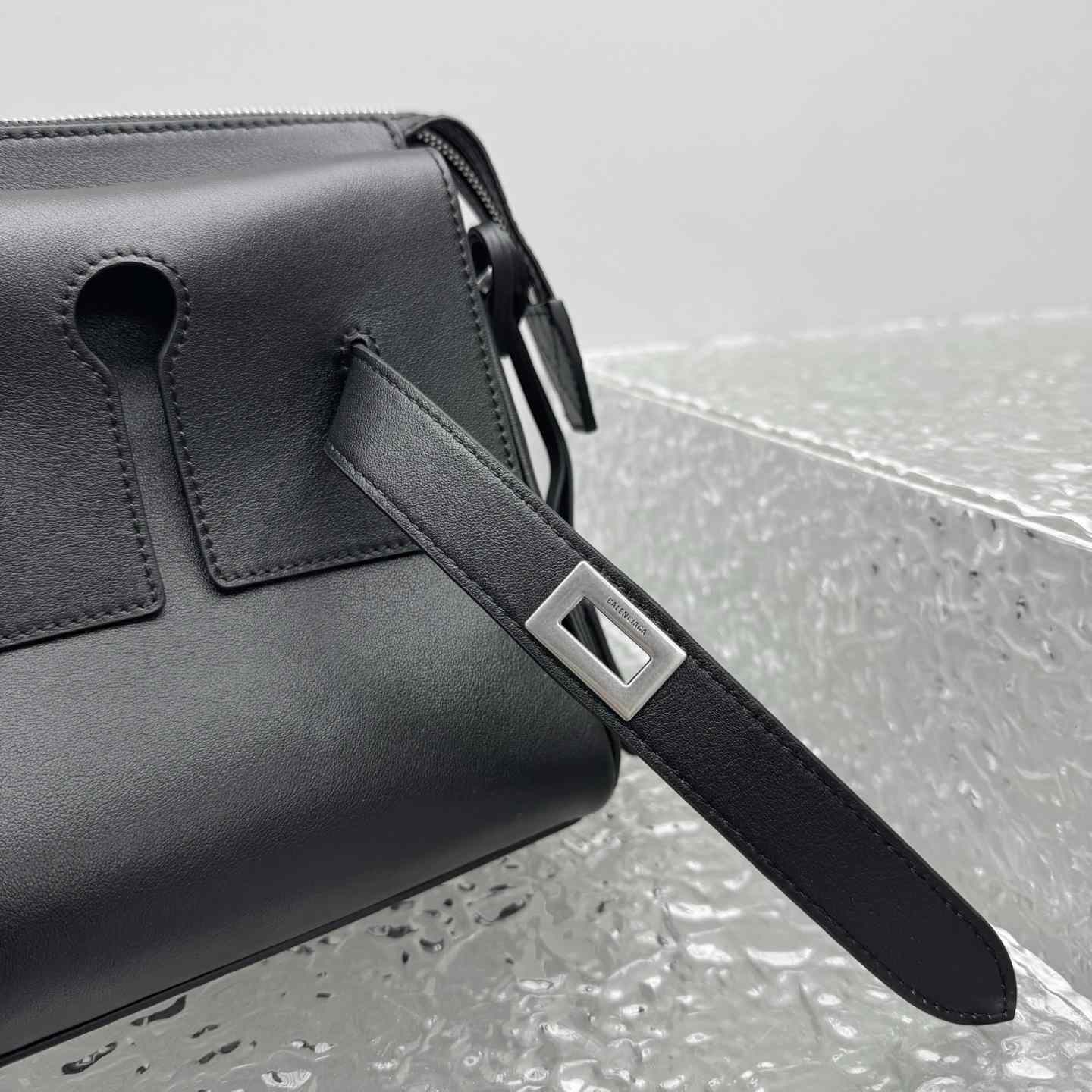 Balenciaga Bel Air Zipped Messenger Bag Small In Black - DesignerGu