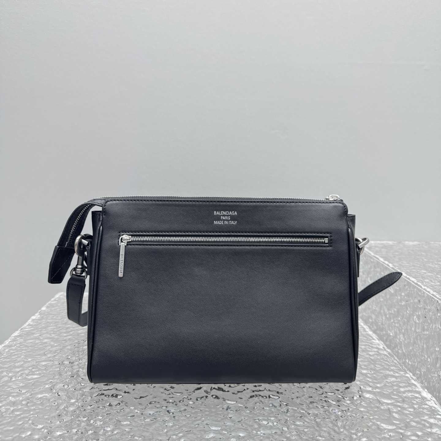 Balenciaga Bel Air Zipped Messenger Bag Small In Black - DesignerGu
