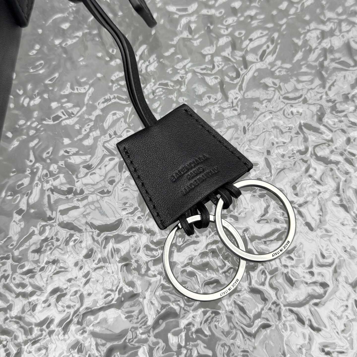 Balenciaga Bel Air Zipped Messenger Bag Small In Black - DesignerGu