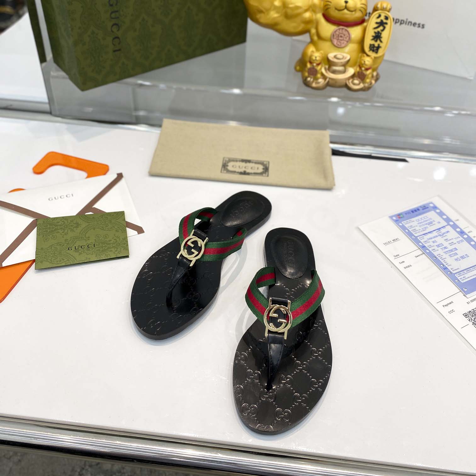Gucci Thong Sandal With Web - DesignerGu