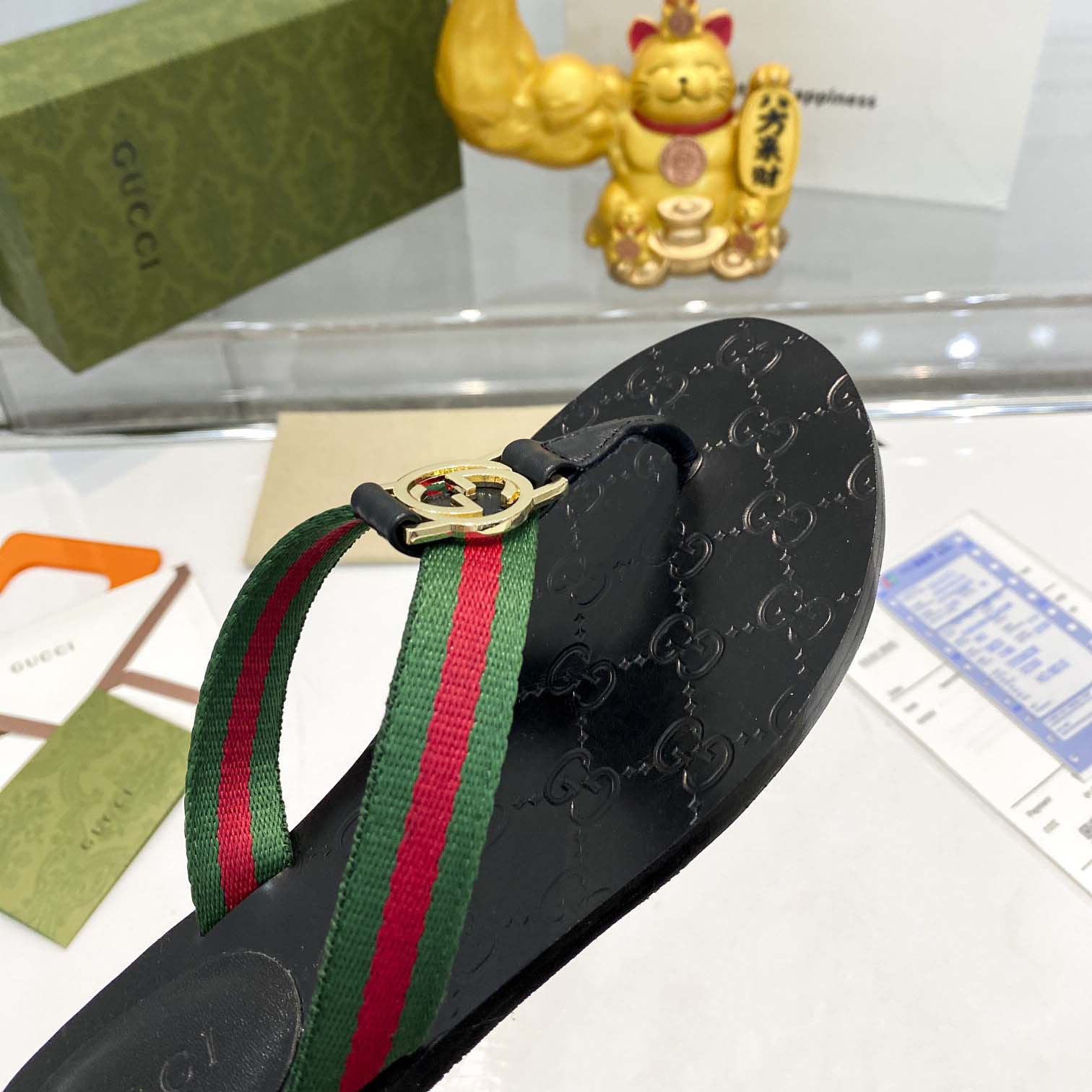 Gucci Thong Sandal With Web - DesignerGu
