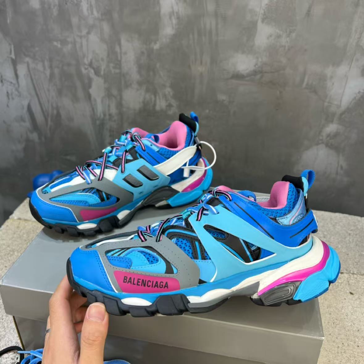 Balenciaga Track Sneakers - DesignerGu