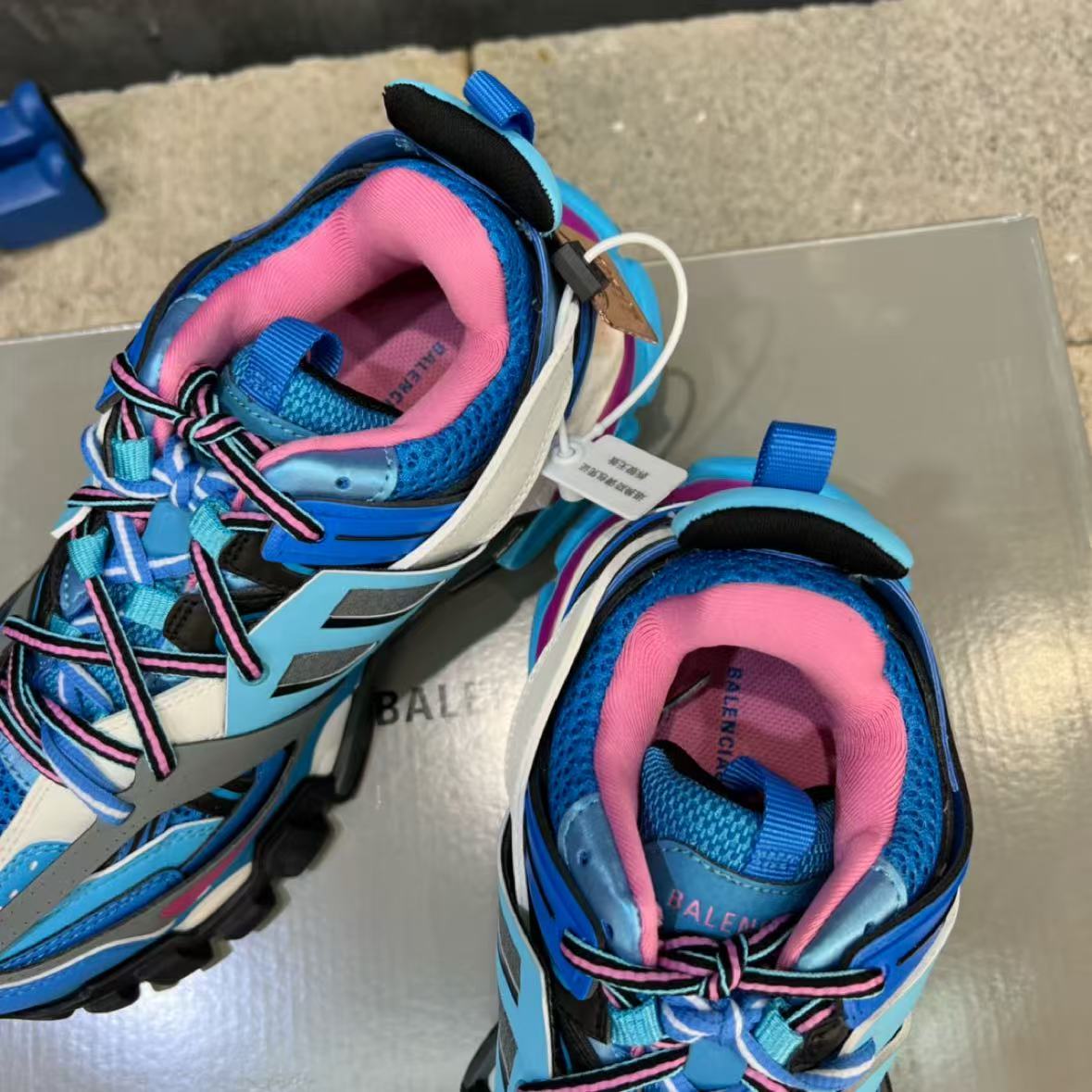 Balenciaga Track Sneakers - DesignerGu