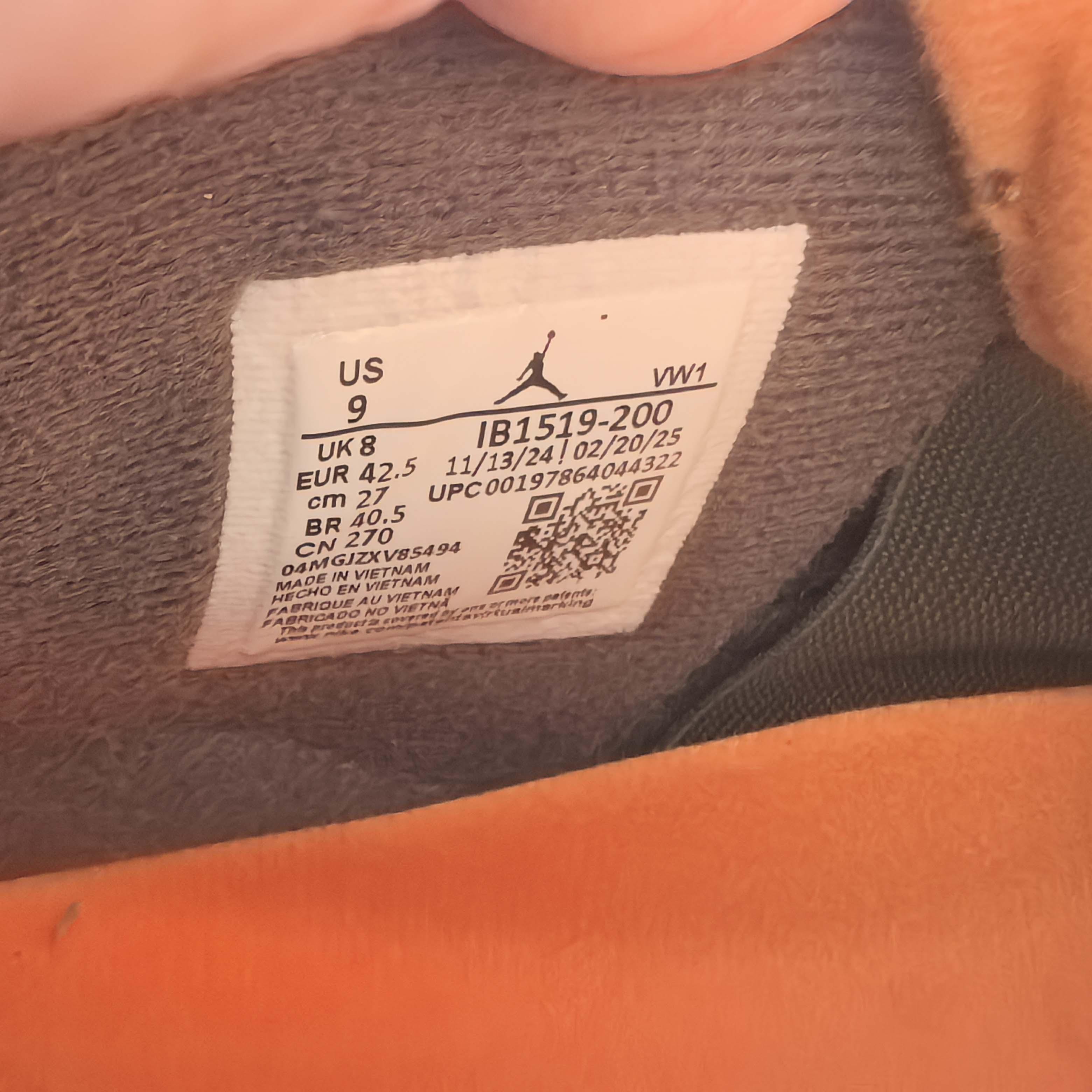 UNDEFEATED x Air Jordan 4 OG IB1519-200 - DesignerGu