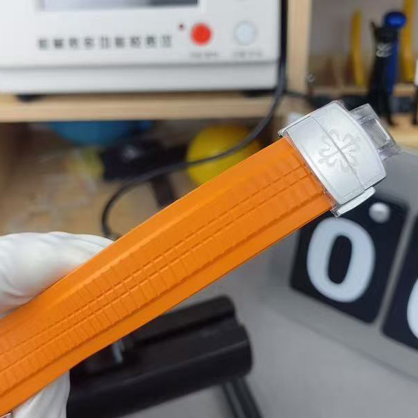 Patek Philipps Aquanaut 5968A-001 - DesignerGu