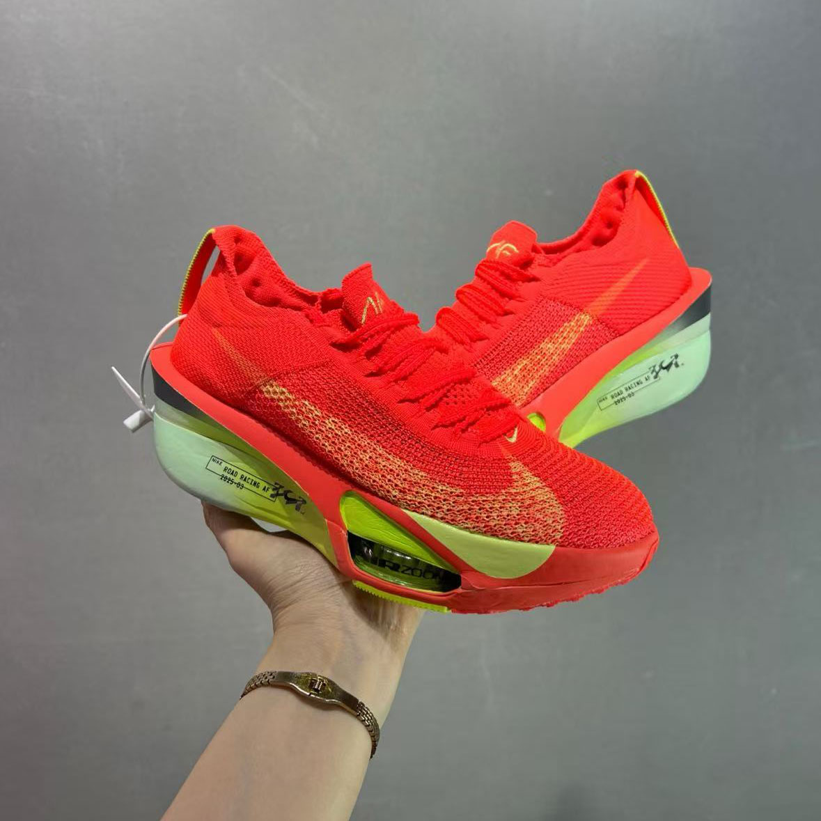 Nike Air Zoom Alphafly NEXT%   FB8356-100 - DesignerGu