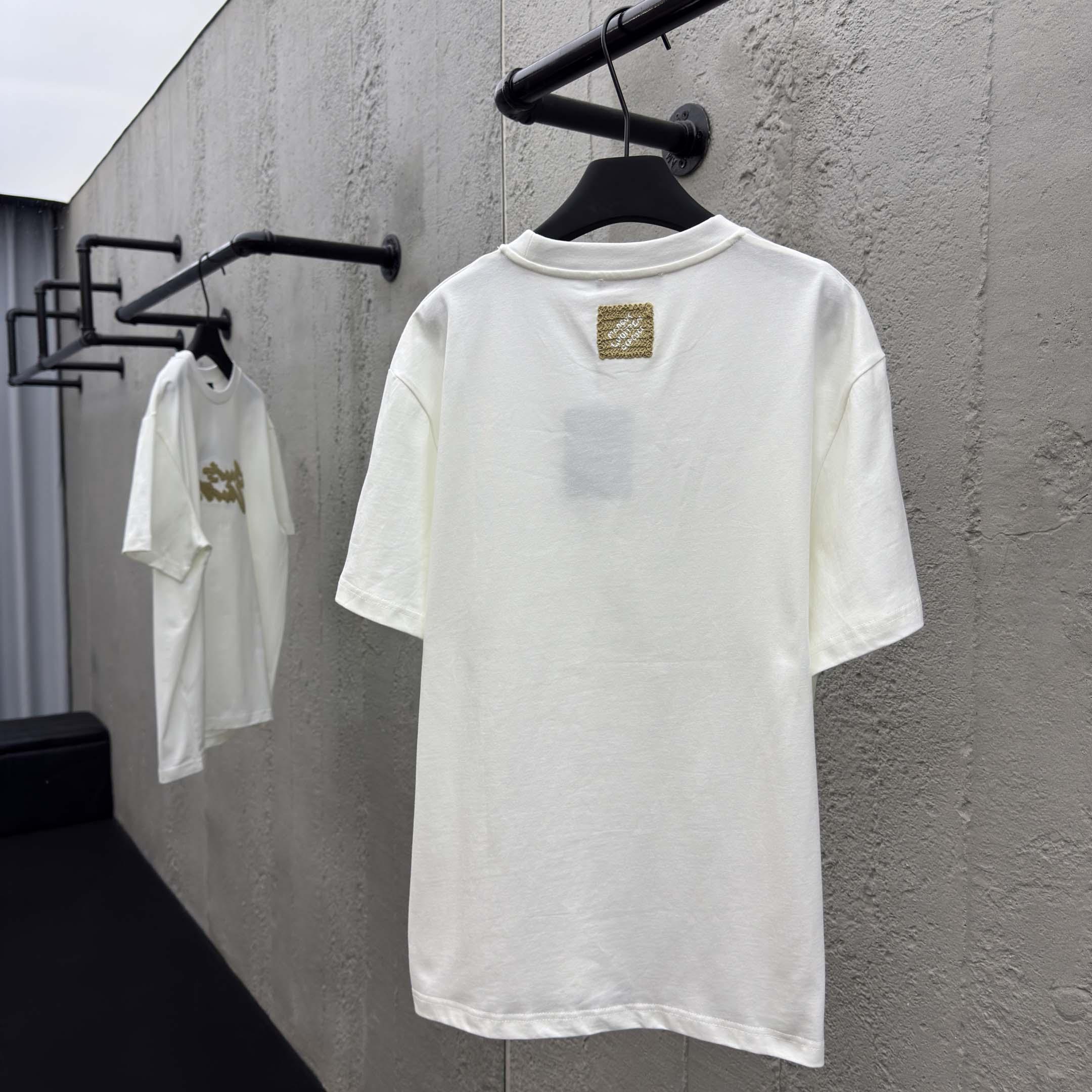 Louis Vuitton Embroidered Signature T-Shirt   1AHW84 - DesignerGu