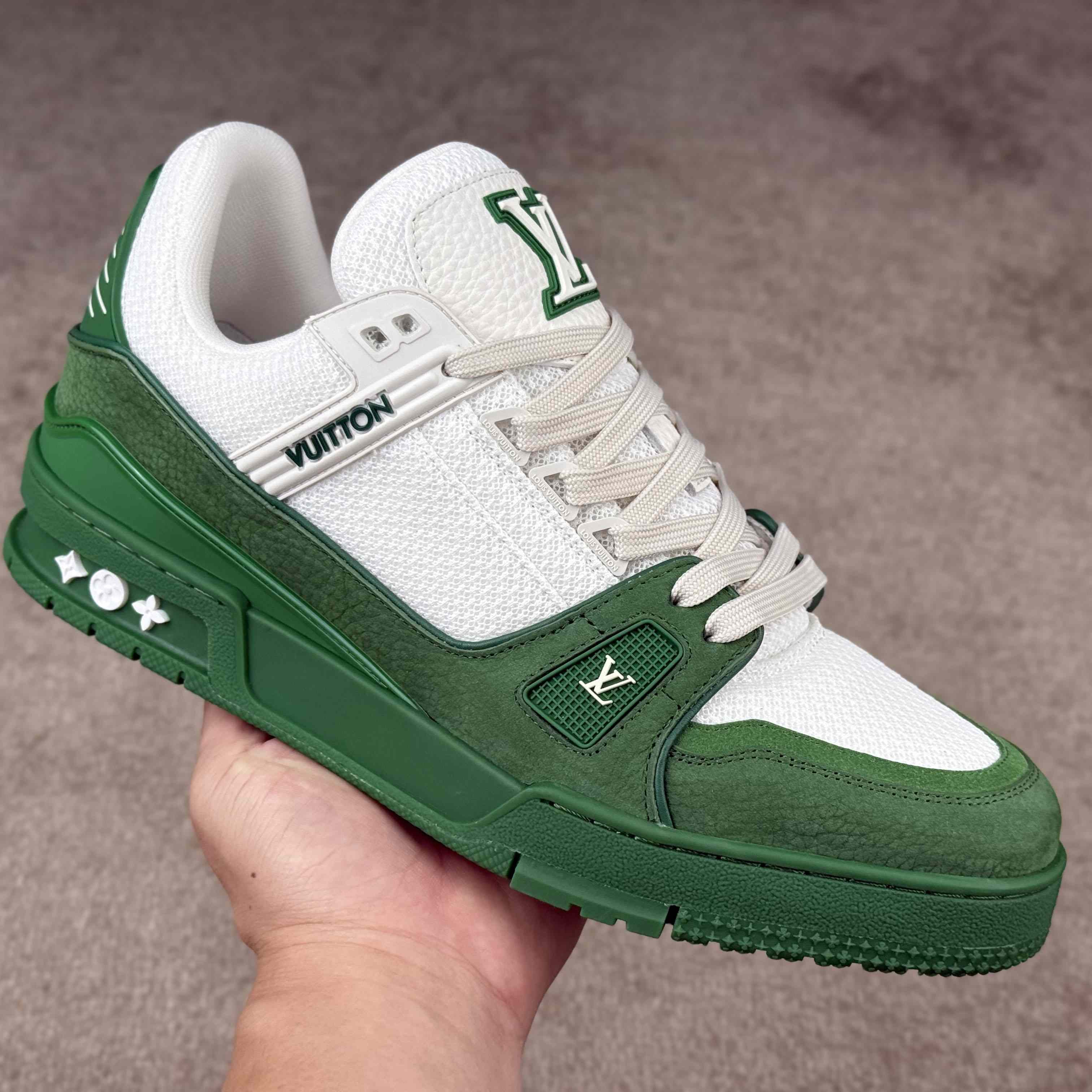 Louis Vuitton LV Trainer Sneaker   1AHTL1 - DesignerGu