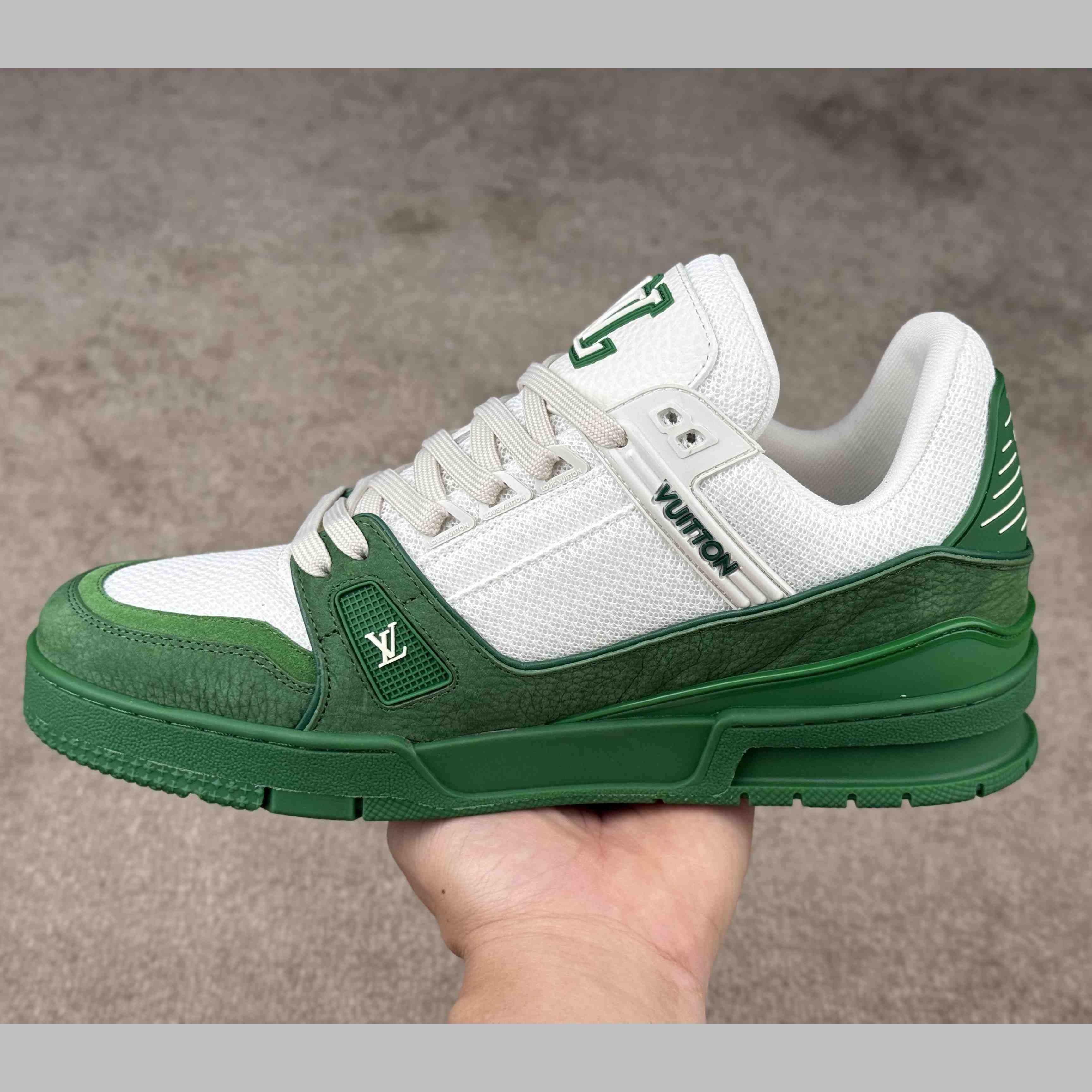 Louis Vuitton LV Trainer Sneaker   1AHTL1 - DesignerGu