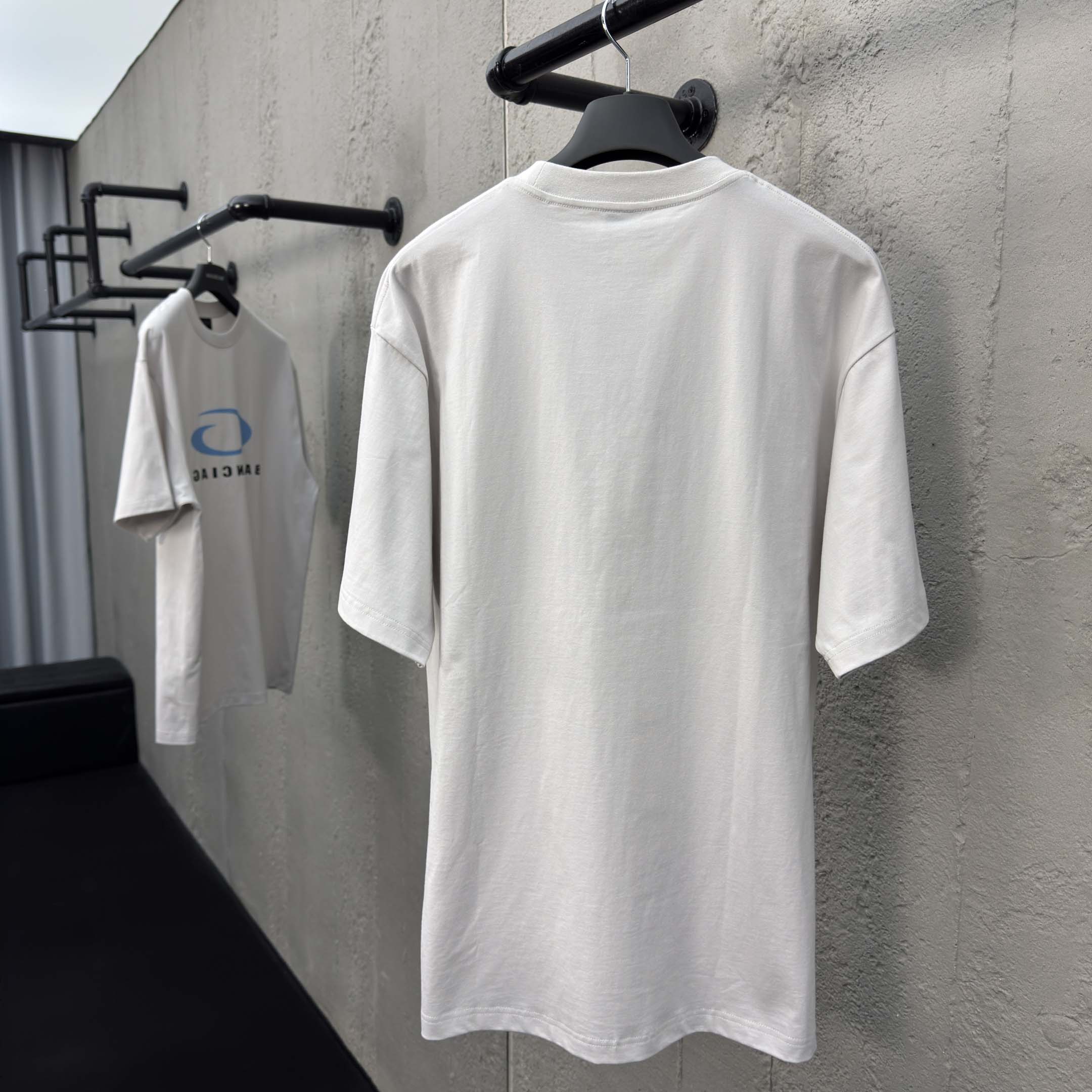 Balenciaga White Loop Sports Icon Medium Fit T-shirt  - DesignerGu