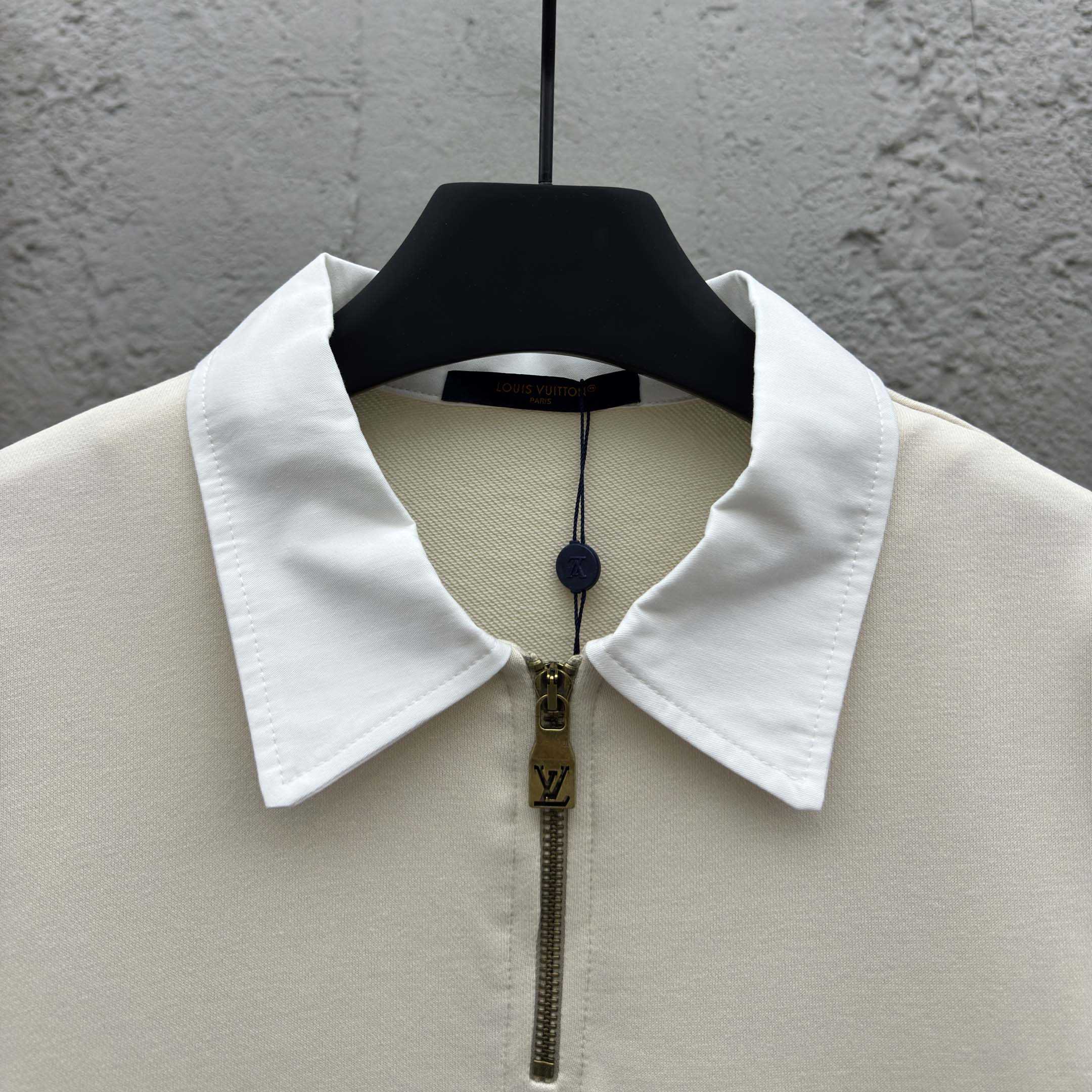 Louis Vuitton Embellished Half Zip Sweatshirt   1AHW29 - DesignerGu