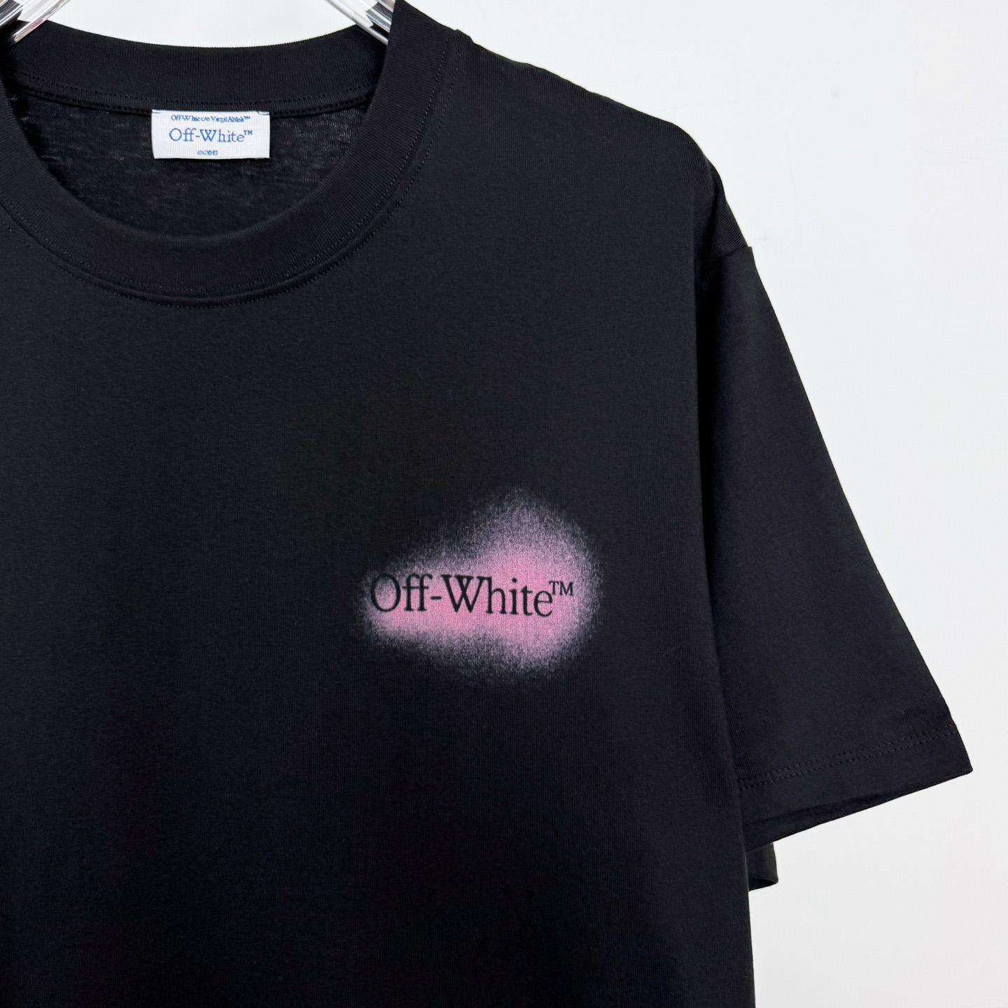 Off-White Spray Arrow T-Shirt - DesignerGu