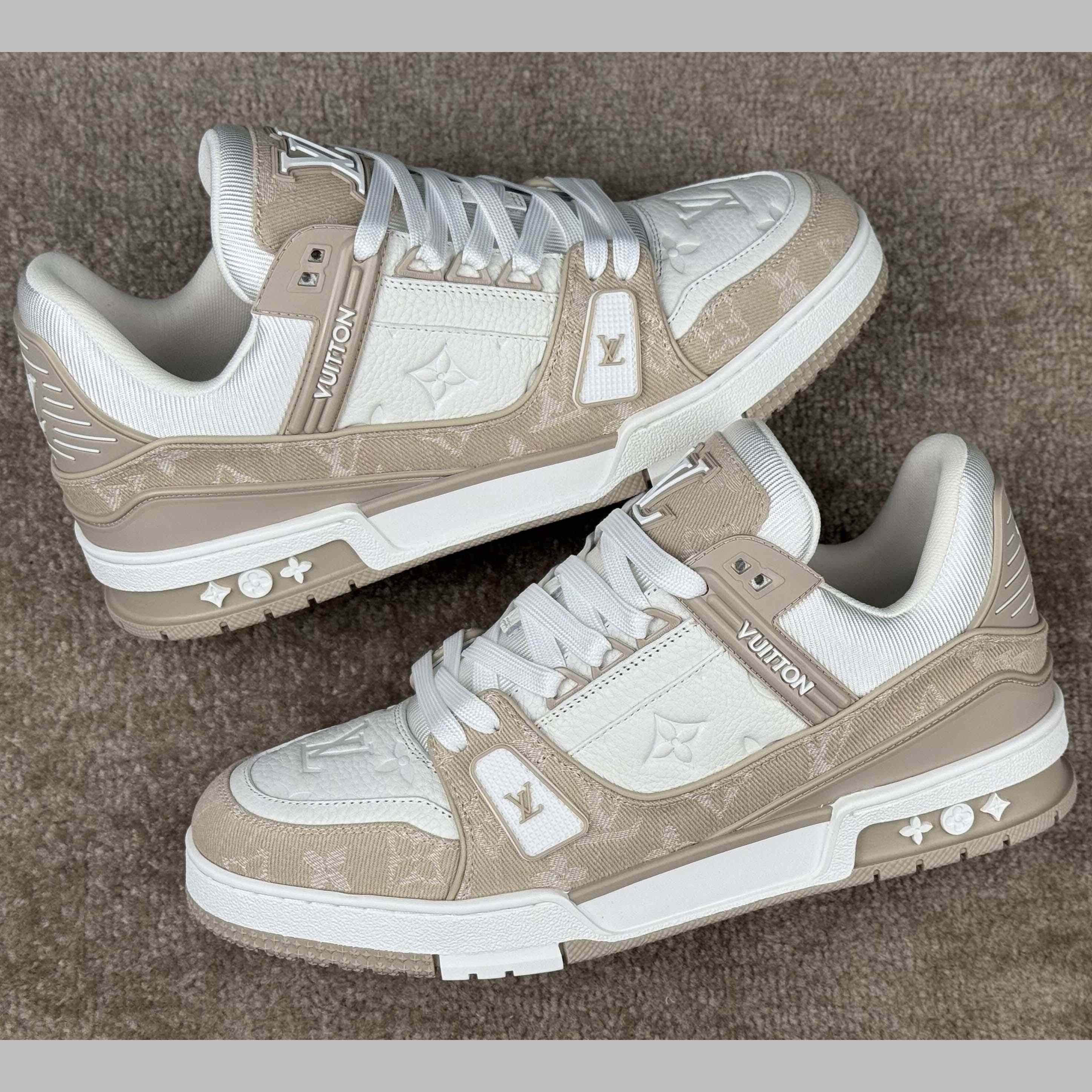 Louis Vuitton LV Trainer Sneaker   1AIKMG - DesignerGu