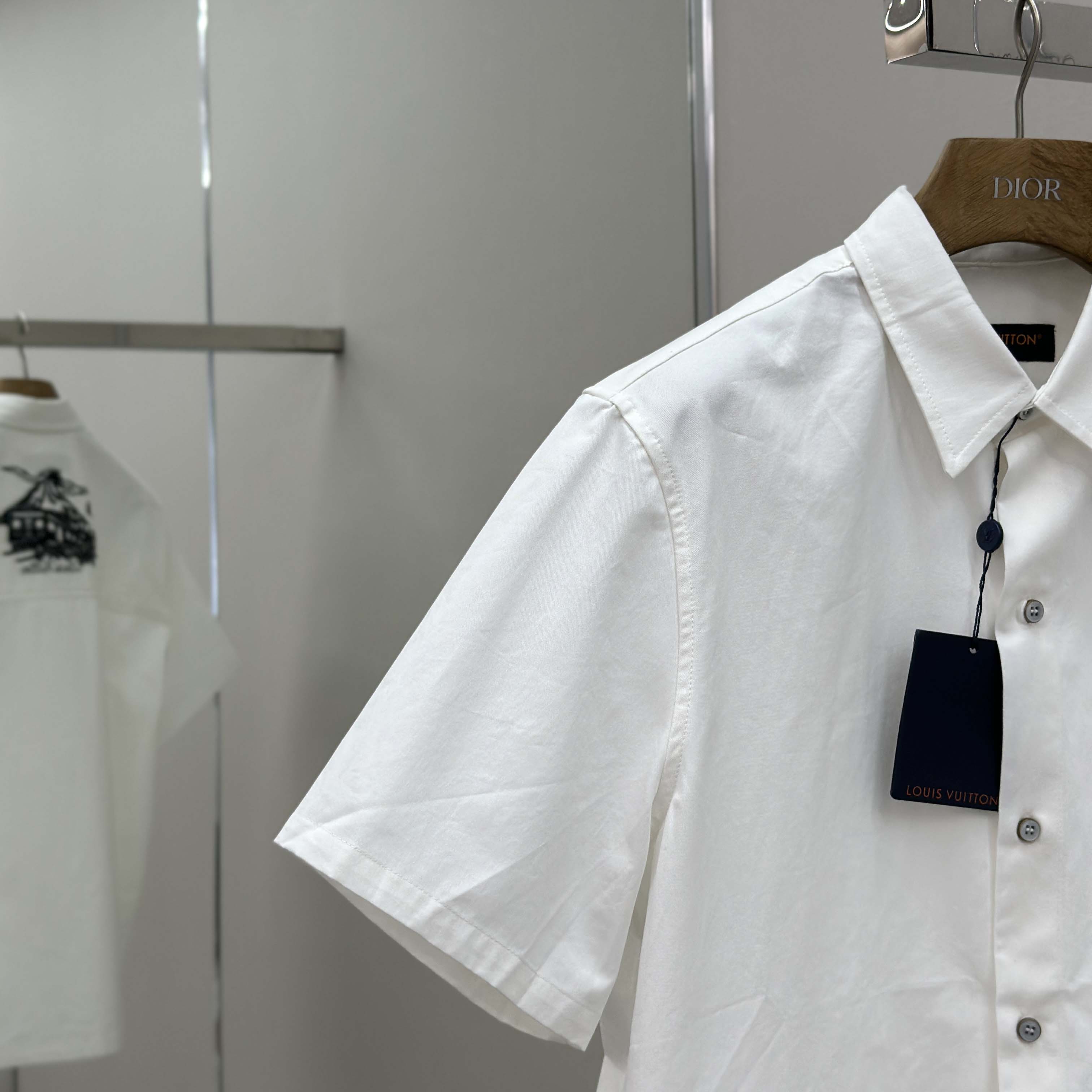 Louis Vuitton Embellished Short-Sleeved Shirt   1AIMII - DesignerGu