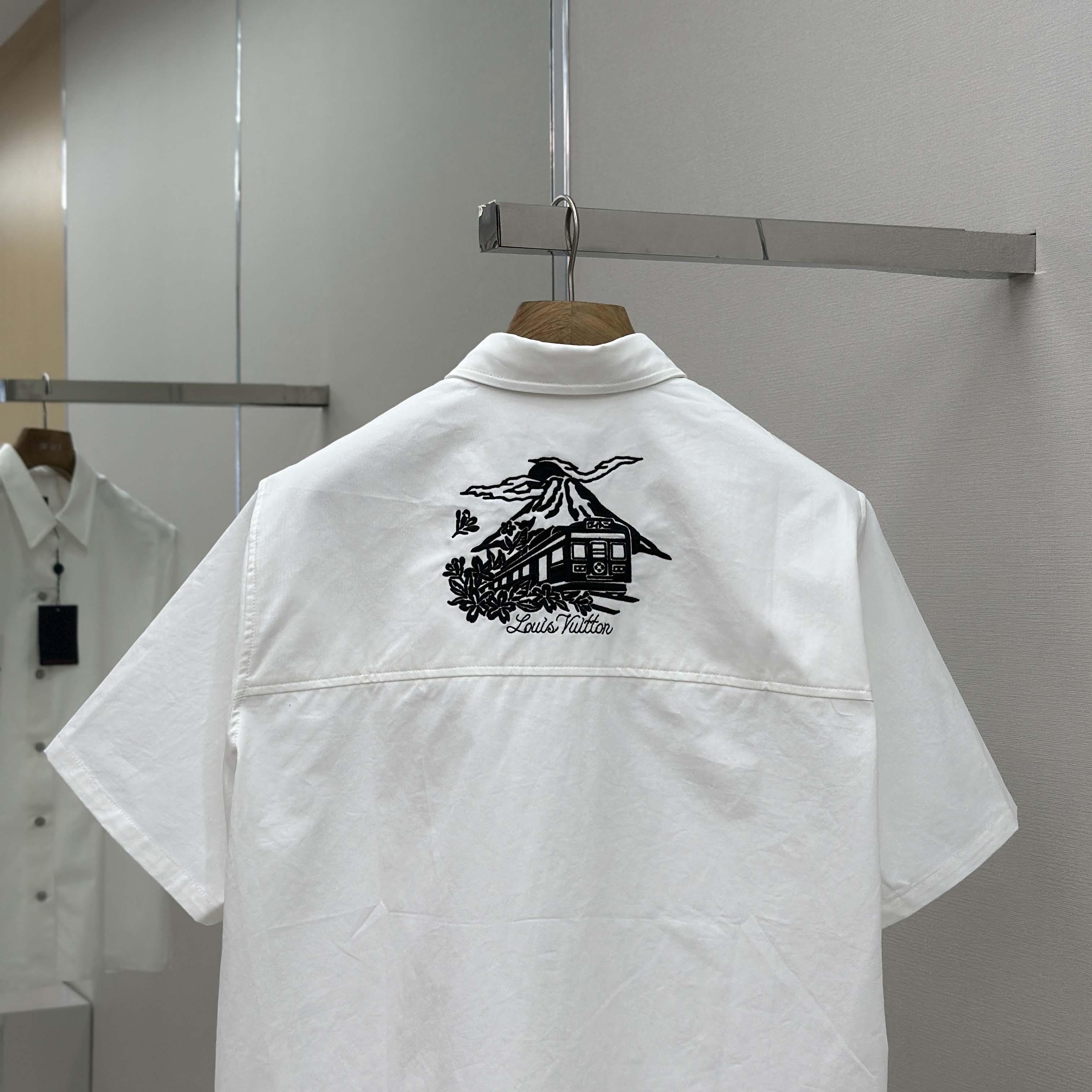 Louis Vuitton Embellished Short-Sleeved Shirt   1AIMII - DesignerGu