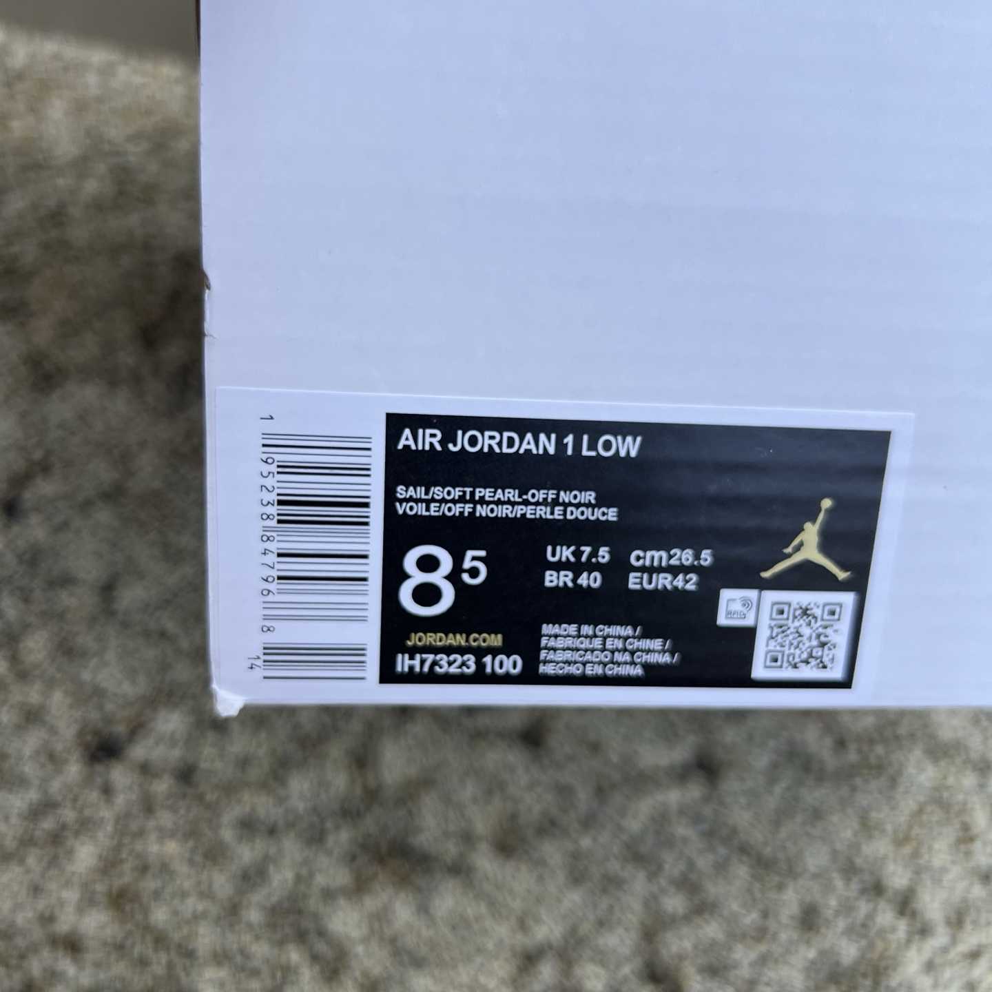 Jordan Air Jordan 1 Low   IH7323-100 - DesignerGu