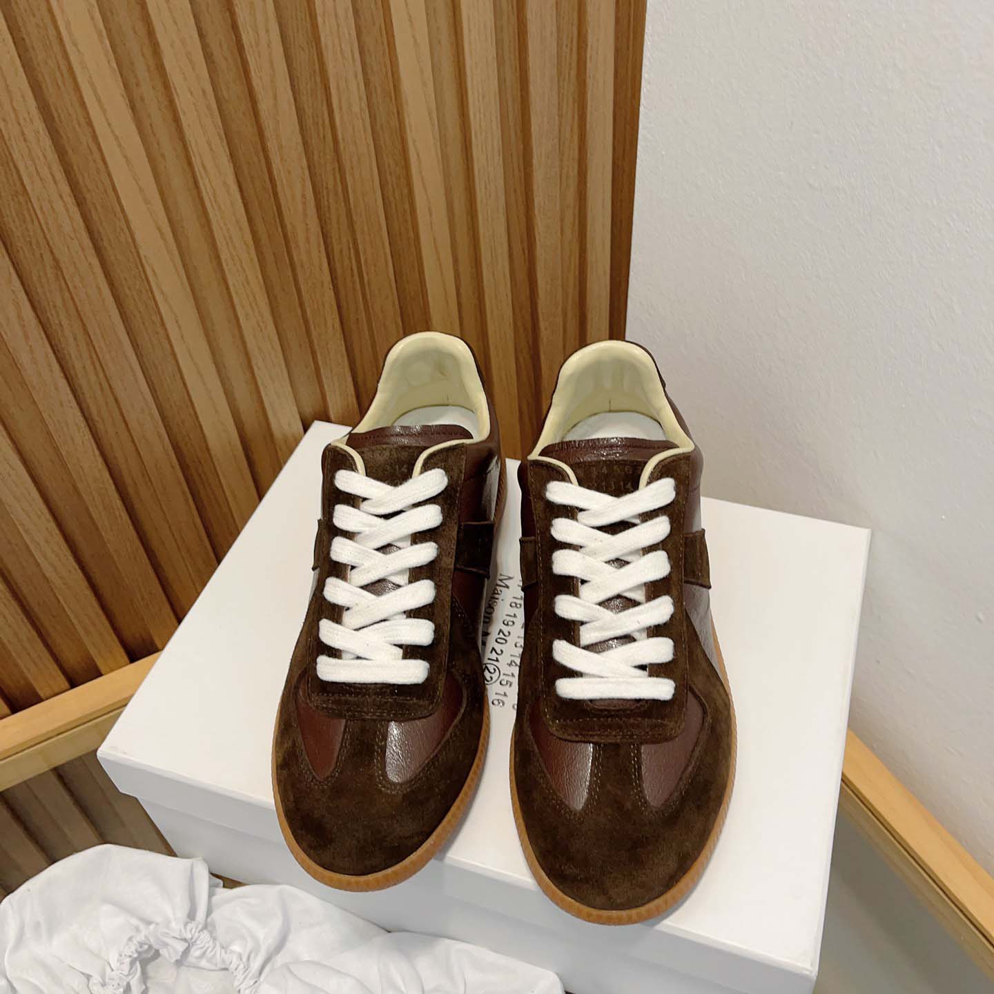 Maison Margiela Replica Low Top Sneaker - DesignerGu