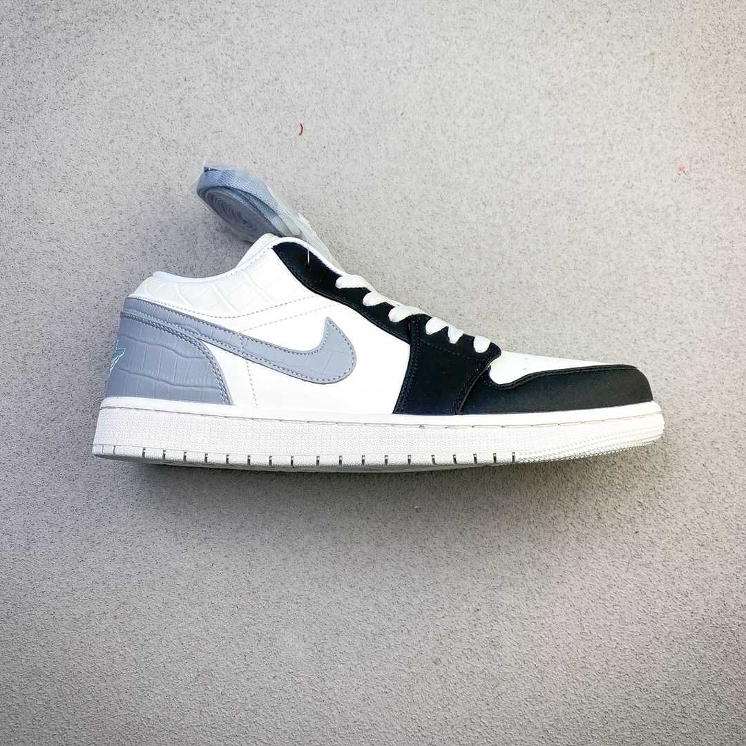 Jordan Air Jordan 1 Low   IO2242-101 - DesignerGu