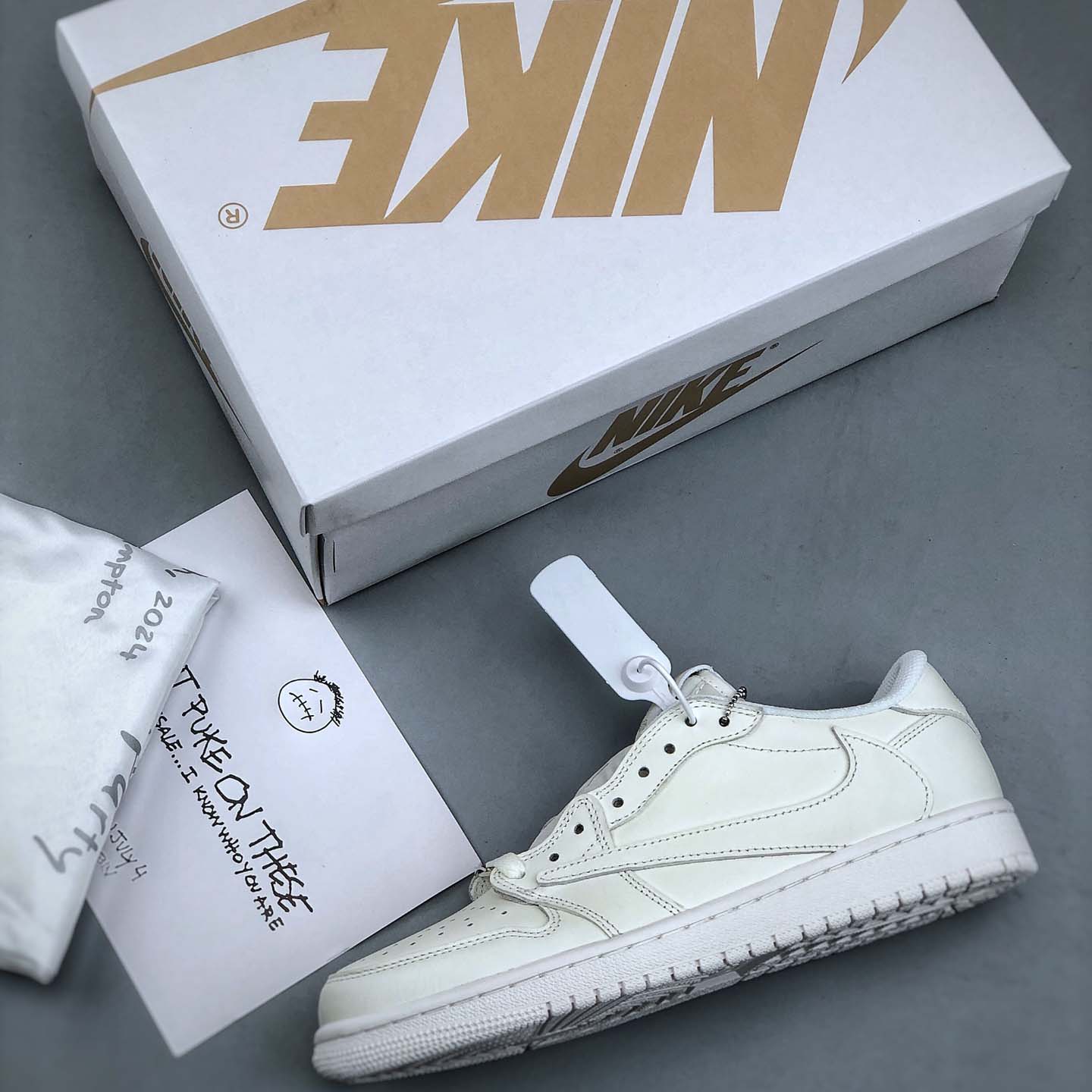 Travis Scott x Jordan Air Jordan 1 Low OG   TD1228-111  - DesignerGu