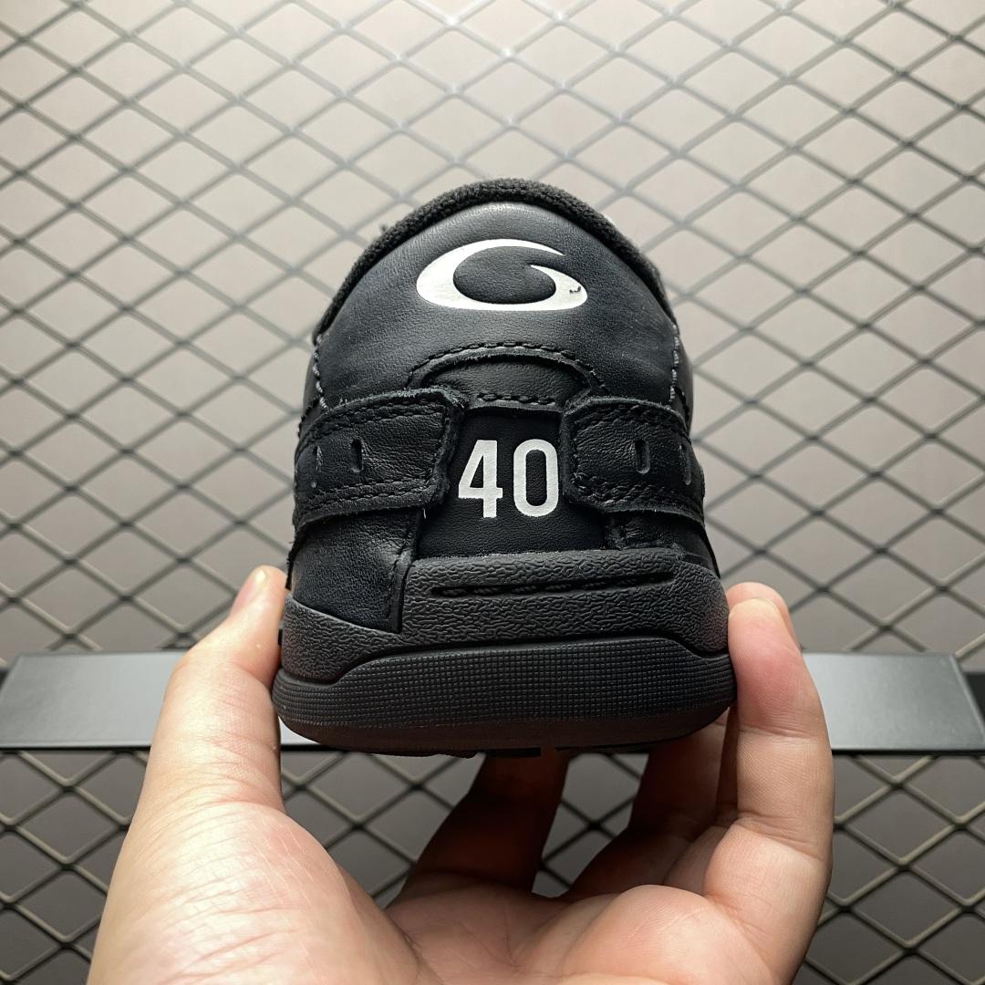 Balenciaga Hamptons Worn-Out Sneaker In Black Cowskin And Polyester - DesignerGu