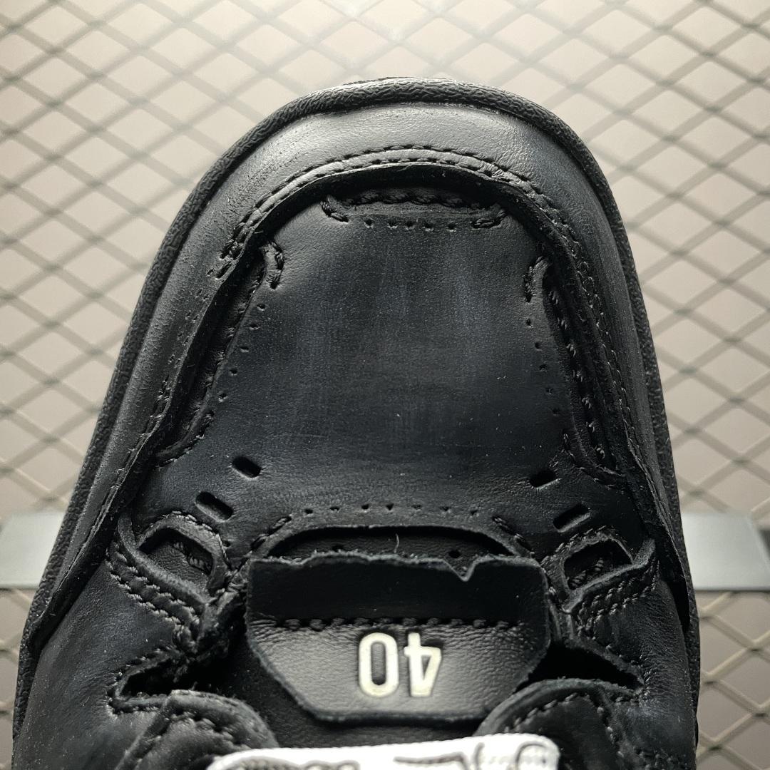 Balenciaga Hamptons Worn-Out Sneaker In Black Cowskin And Polyester - DesignerGu