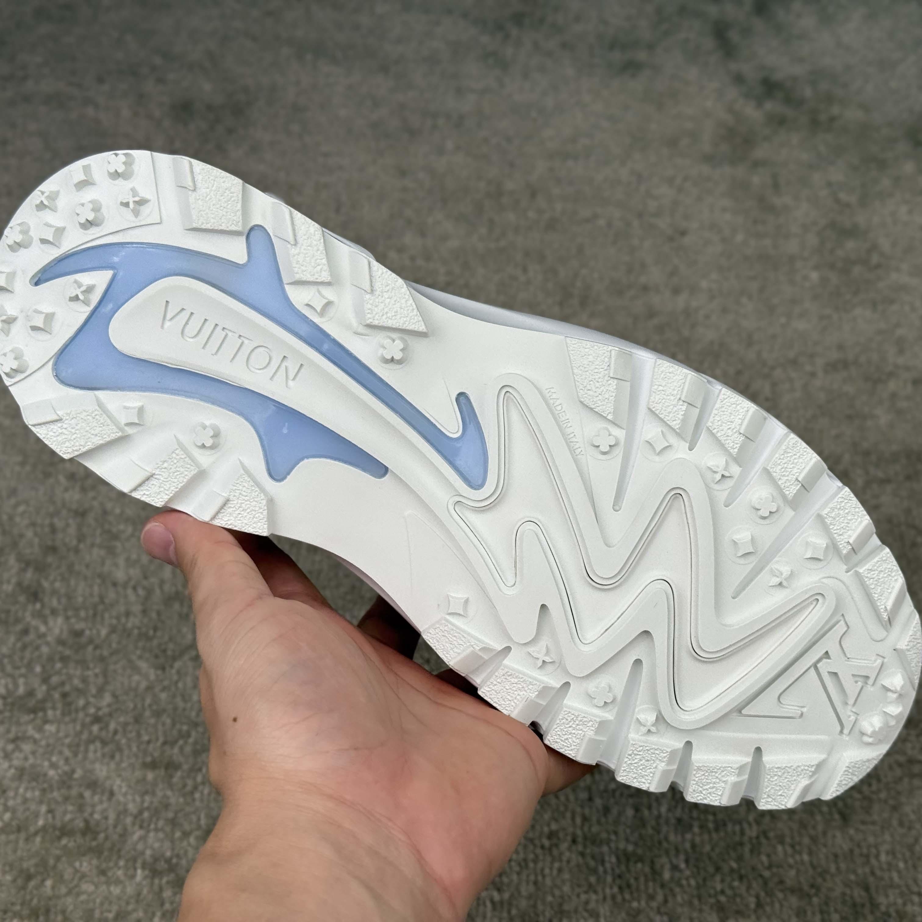 Louis Vuitton LV Runner Tatic Sneaker     1ADGZR - DesignerGu