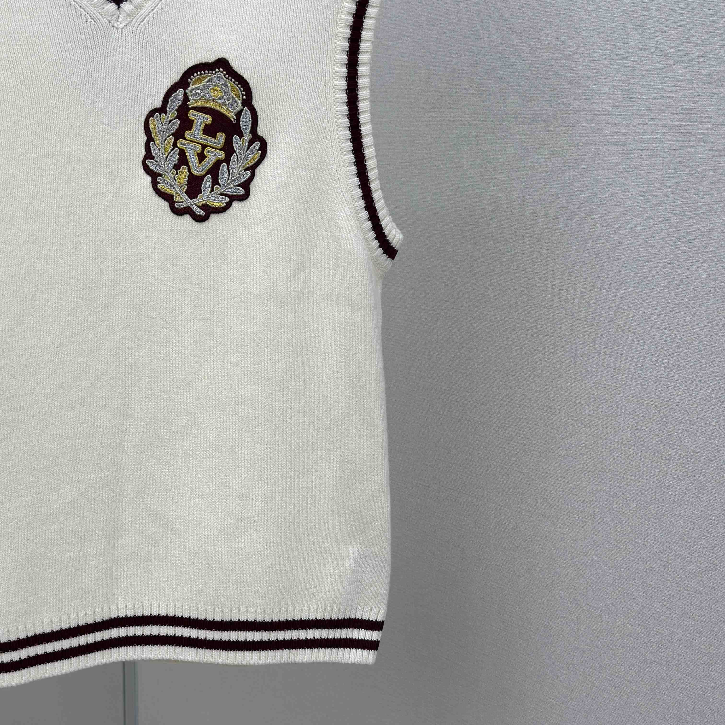 Louis Vuitton Embellished Wool Vest   1AGJGW - DesignerGu
