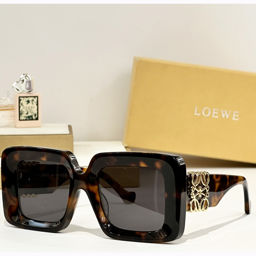 Loewe Beveled Square Maxi Anagram Sunglasses  LW40176U - DesignerGu