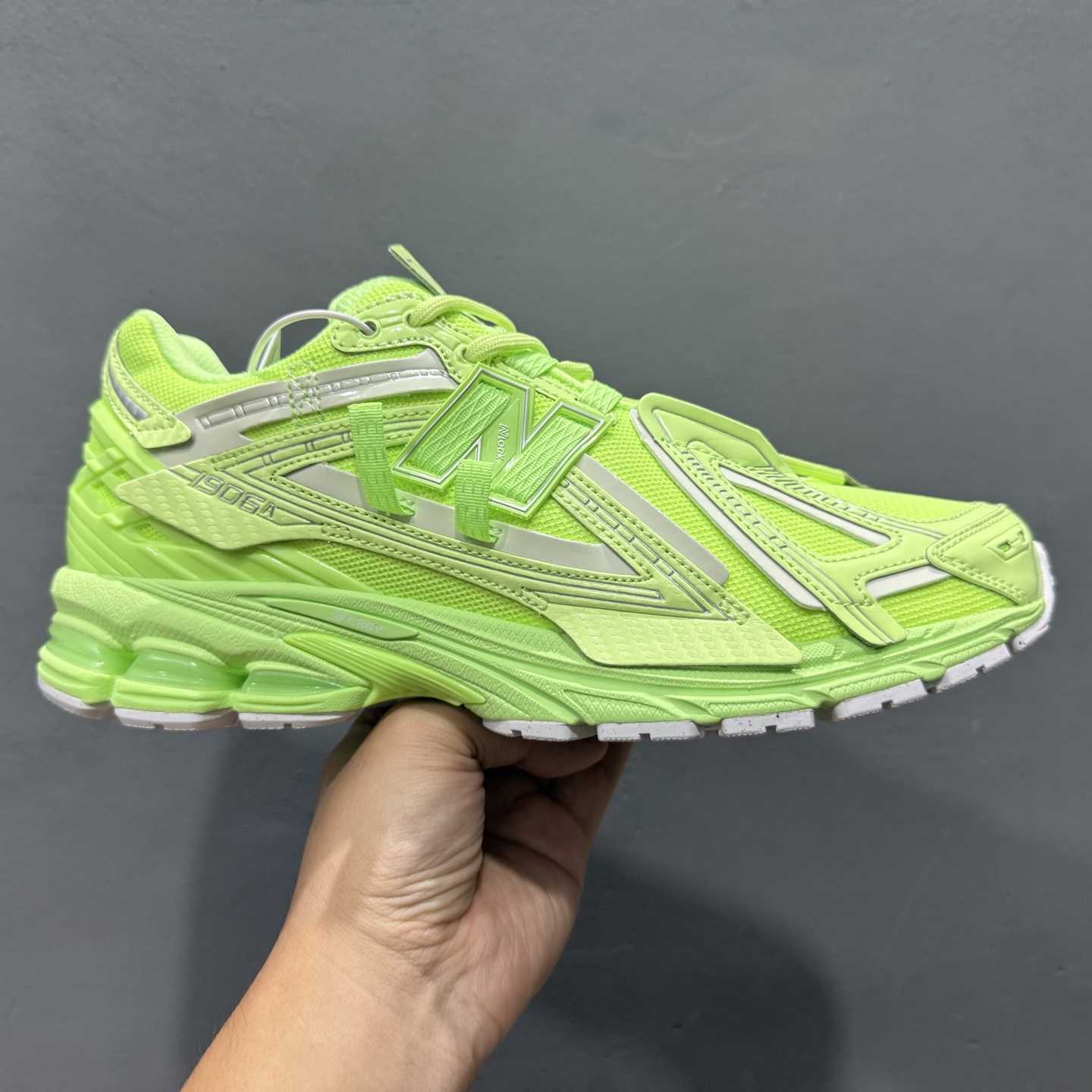 New Balance 1906 Sneakers - DesignerGu