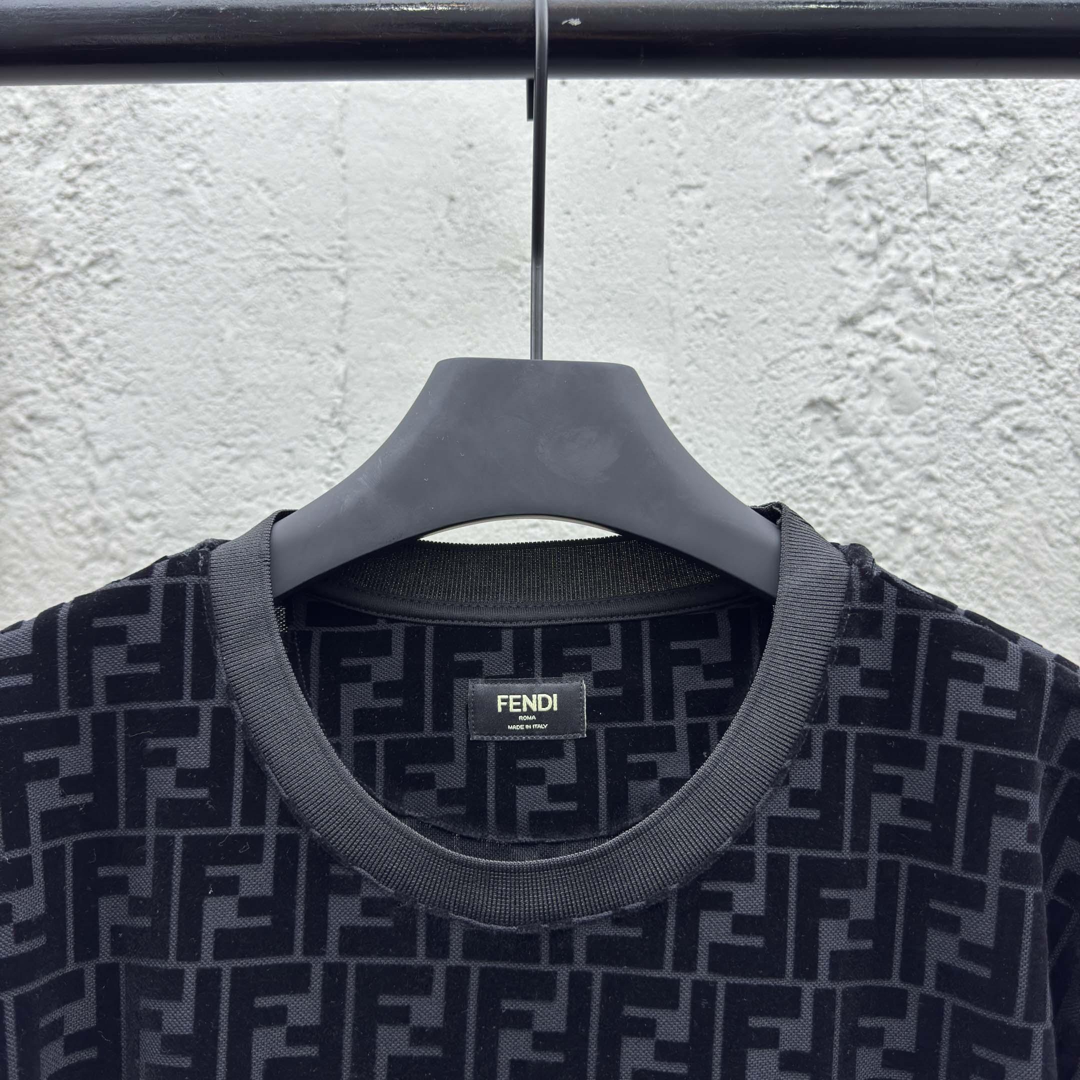 Fendi T-shirt In Black Piqué - DesignerGu
