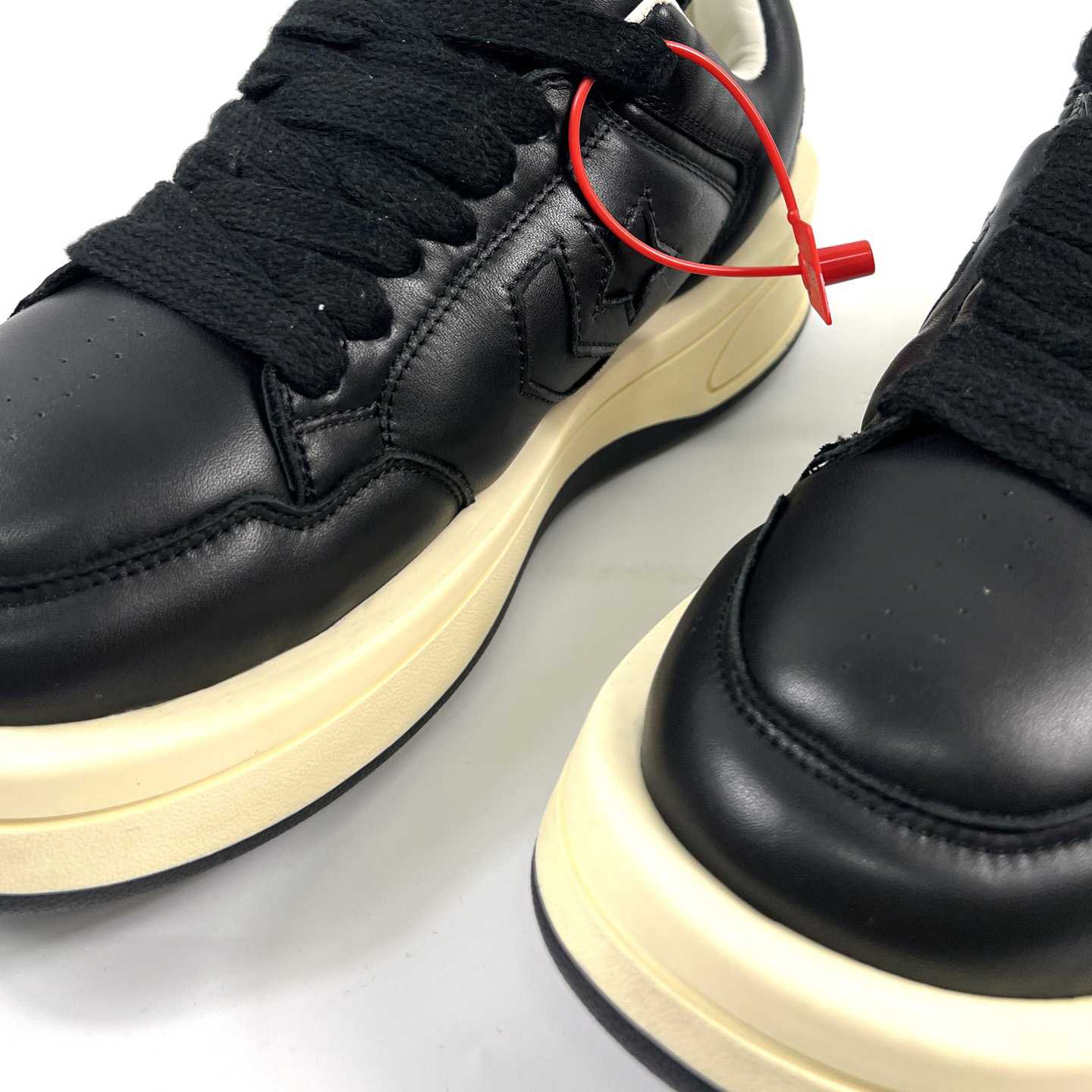 Rick Owens x DRKSHDW TURBOWPN Low 'Black Cloud Cream' - DesignerGu