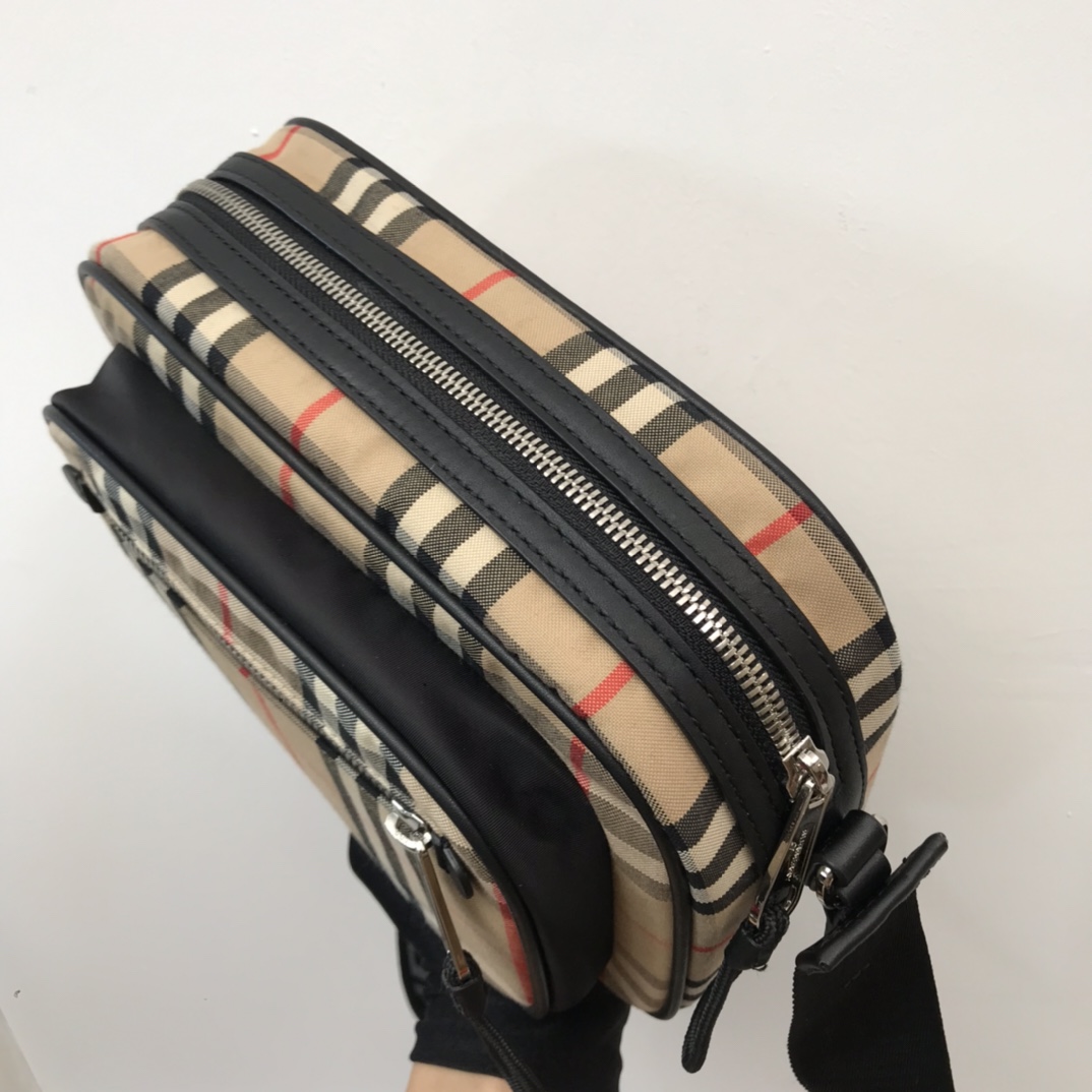 Burberry Check Shoulder Crossbody Bag  - DesignerGu